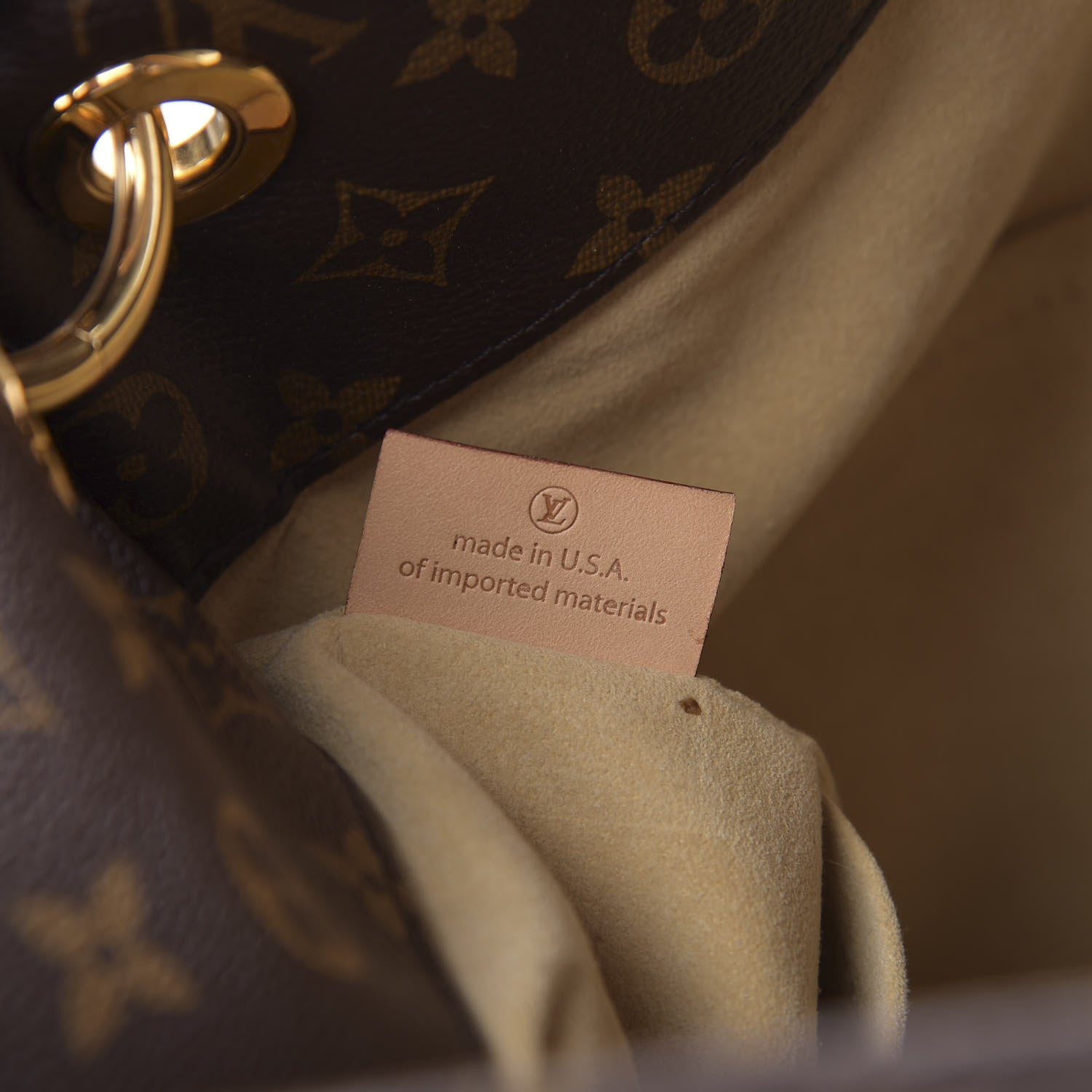 Louis Vuitton Monogram Artsy MM 7 of 17