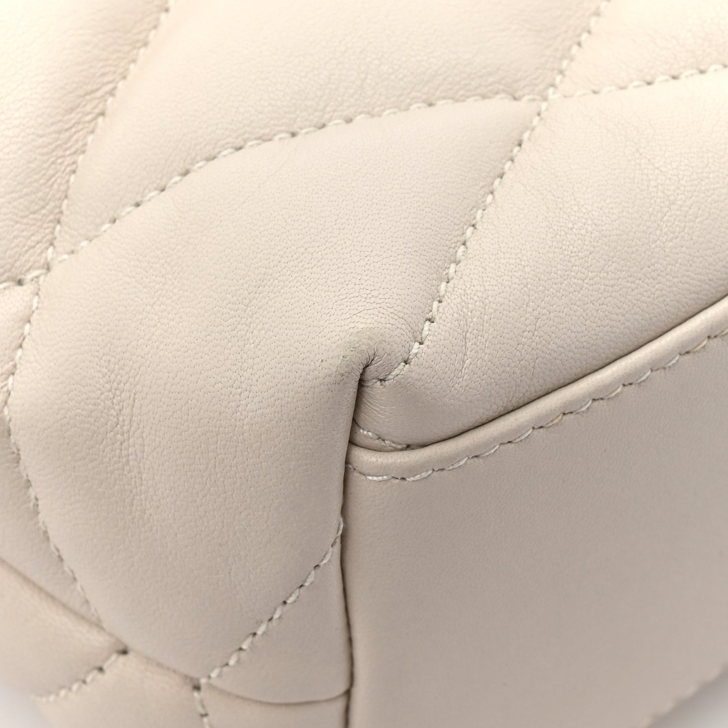 Lambskin Quilted Sade Puffer Envelope Clutch Crema Soft