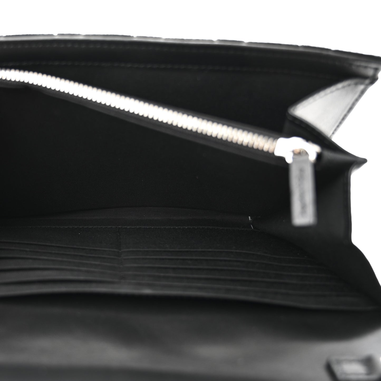 Velvet Quilted Medusa Wallet On Chain Black