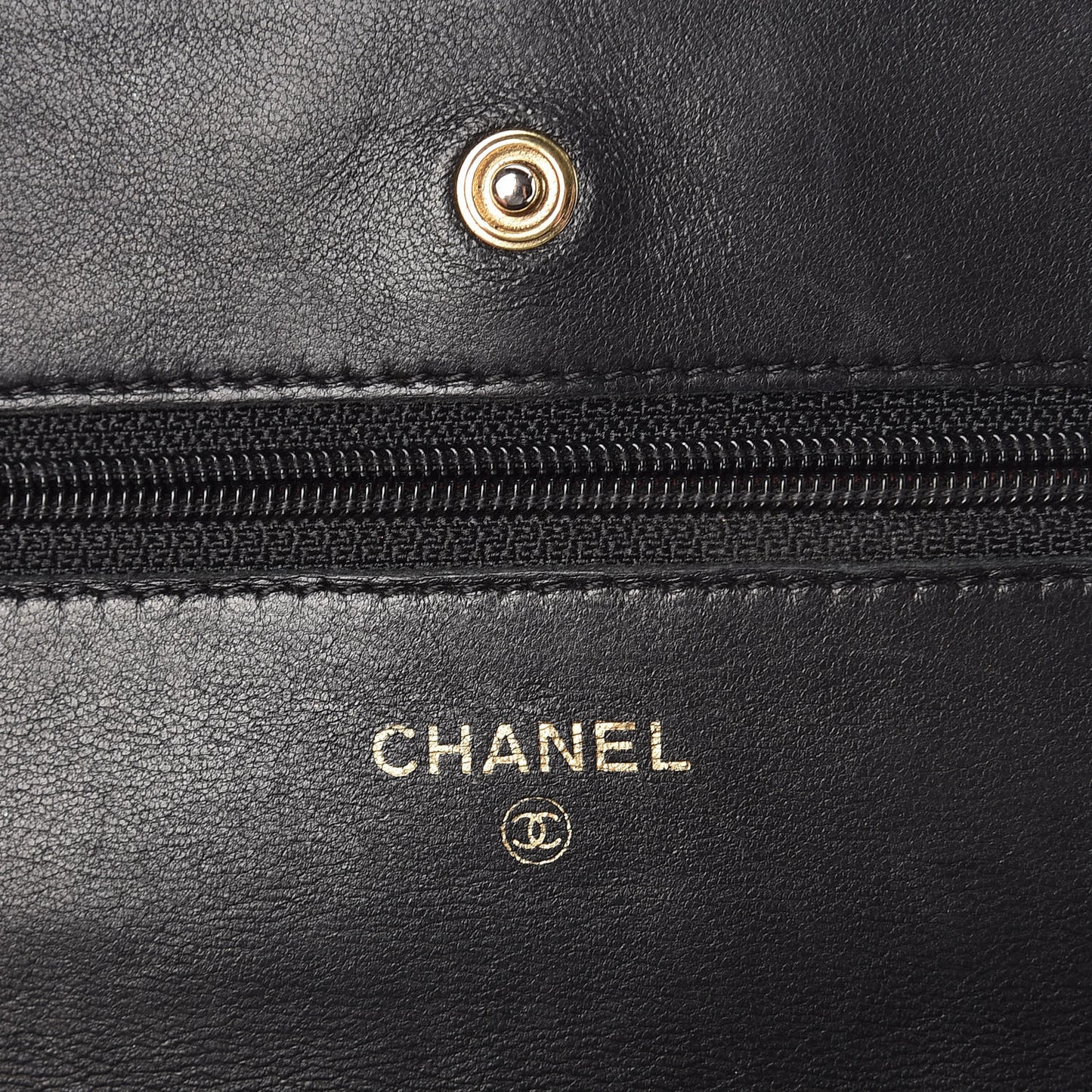 Lambskin Quilted Wallet On Chain WOC Black