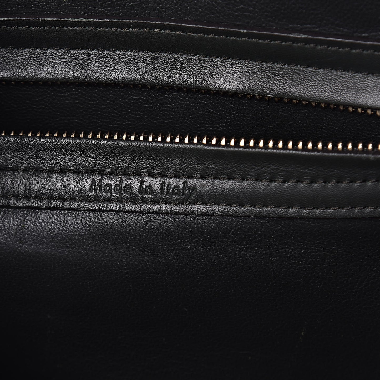 Suede Small Phantom Luggage Olive