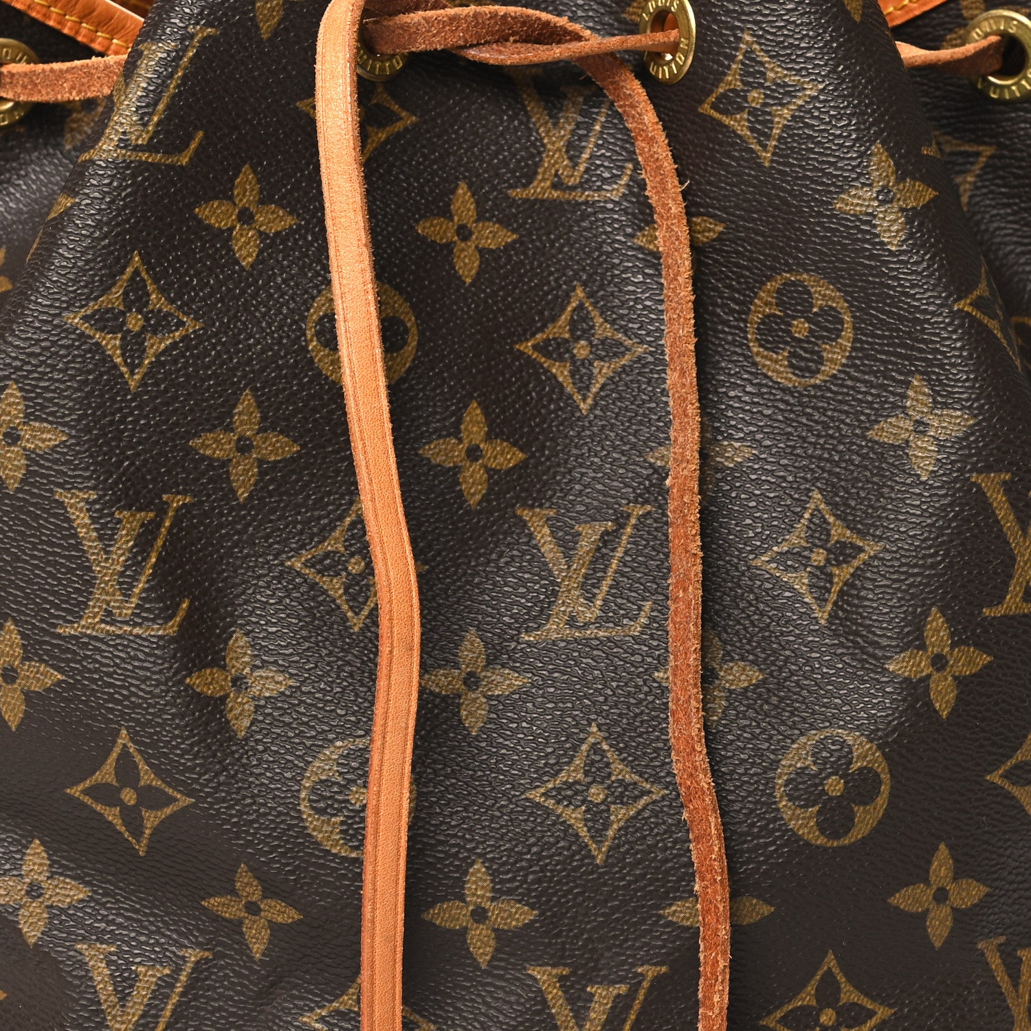 Louis Vuitton Monogram Petit Noe 6 of 9