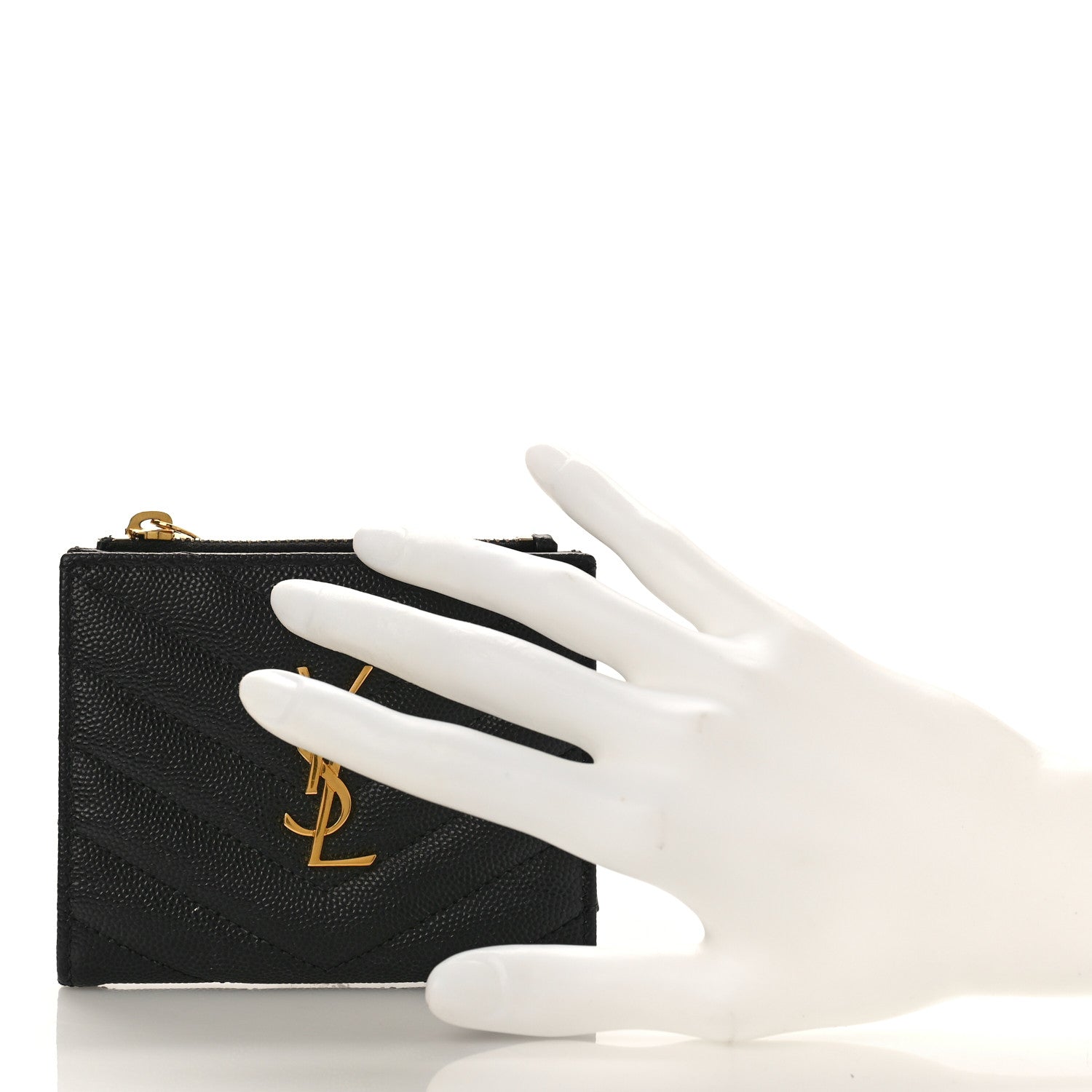 Saint Laurent Grain De Poudre Matelasse Chevron Monogram Zipped Card Case Black 2 of 9