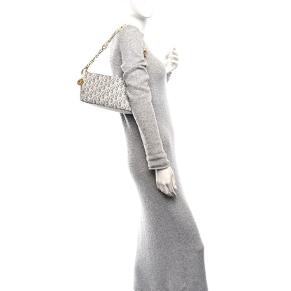 Christian Dior Chambray Raffia Effect Oblique DiorStar Hobo Bag Blue Light Biscuit 2 of 10