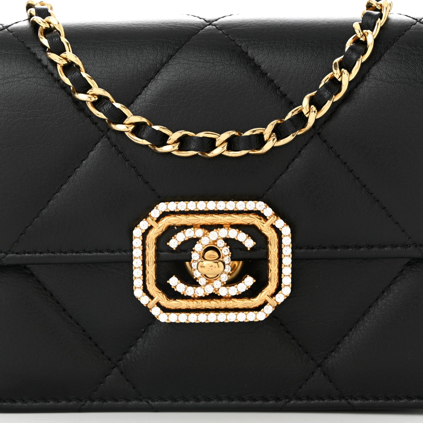 Calfskin Strass Quilted Clutch With Chain Flap Black