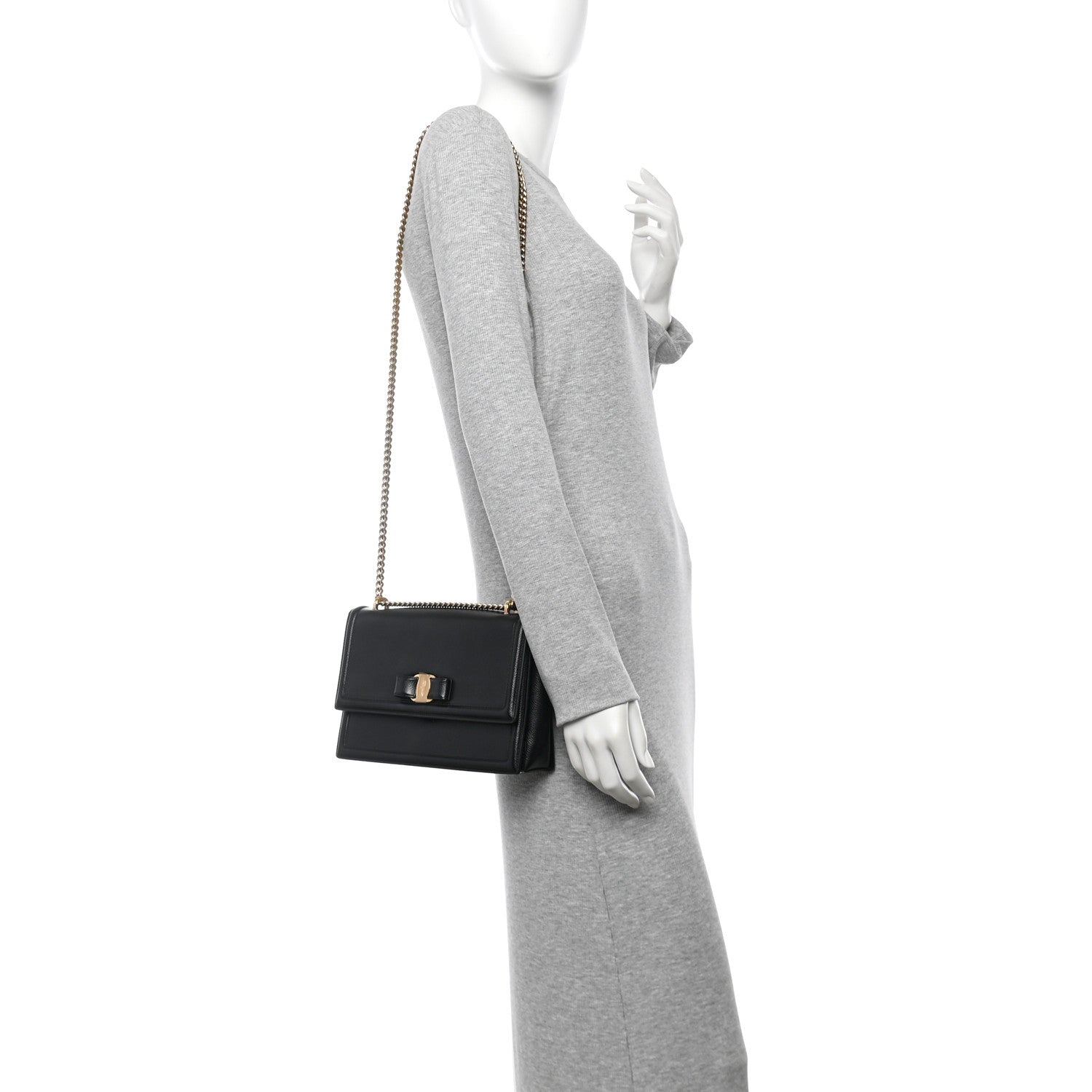 Salvatore Ferragamo Pebble Calfskin Ginny Vara Bow Shoulder Bag Black 2 of 10