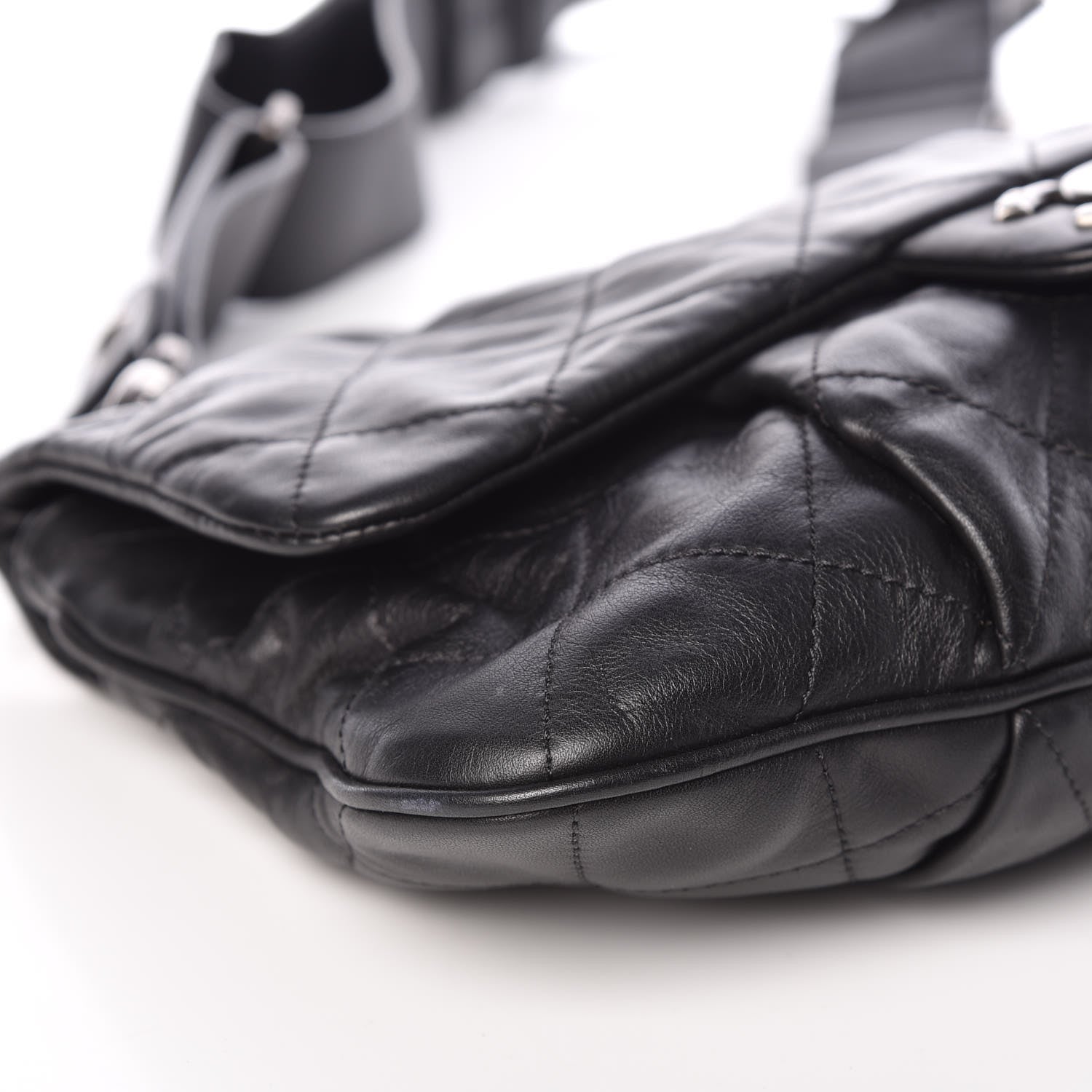 Chanel Calfskin Coco Pleats Messenger Flap Black 5 of 10