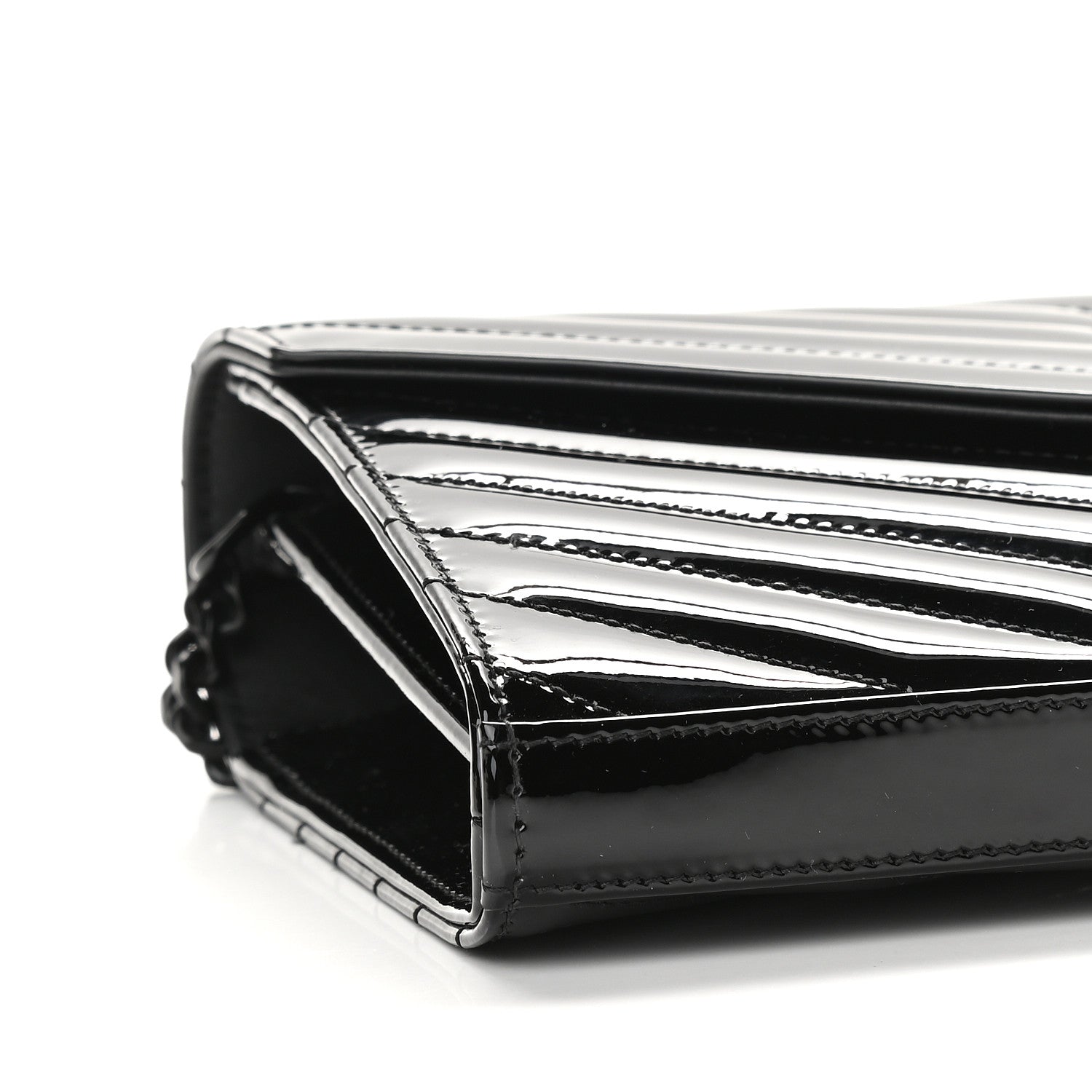 Saint Laurent Patent Matelasse Chevron Monogram Chain Wallet Black 7 of 8