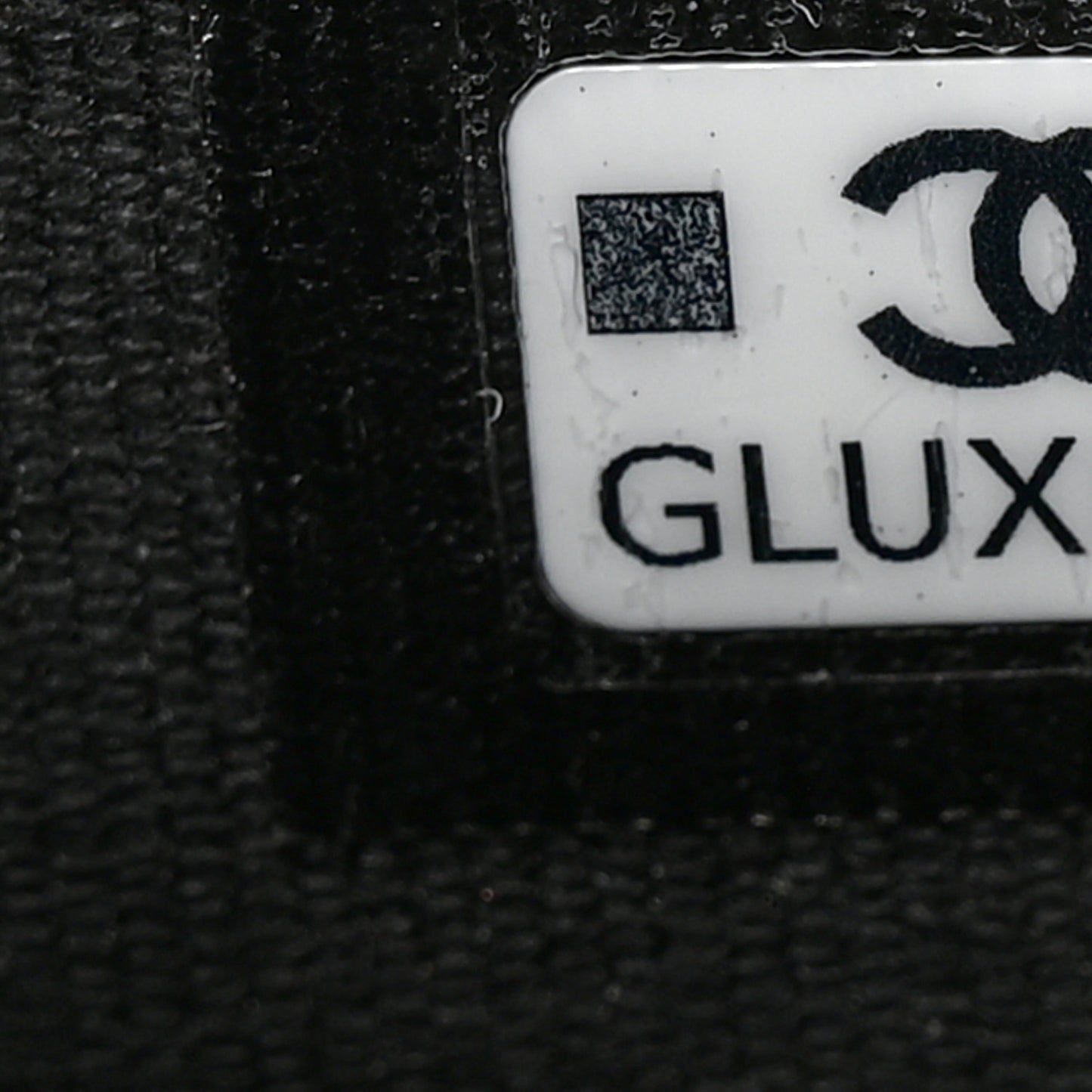 Caviar Quilted Bow Phone Holder Black