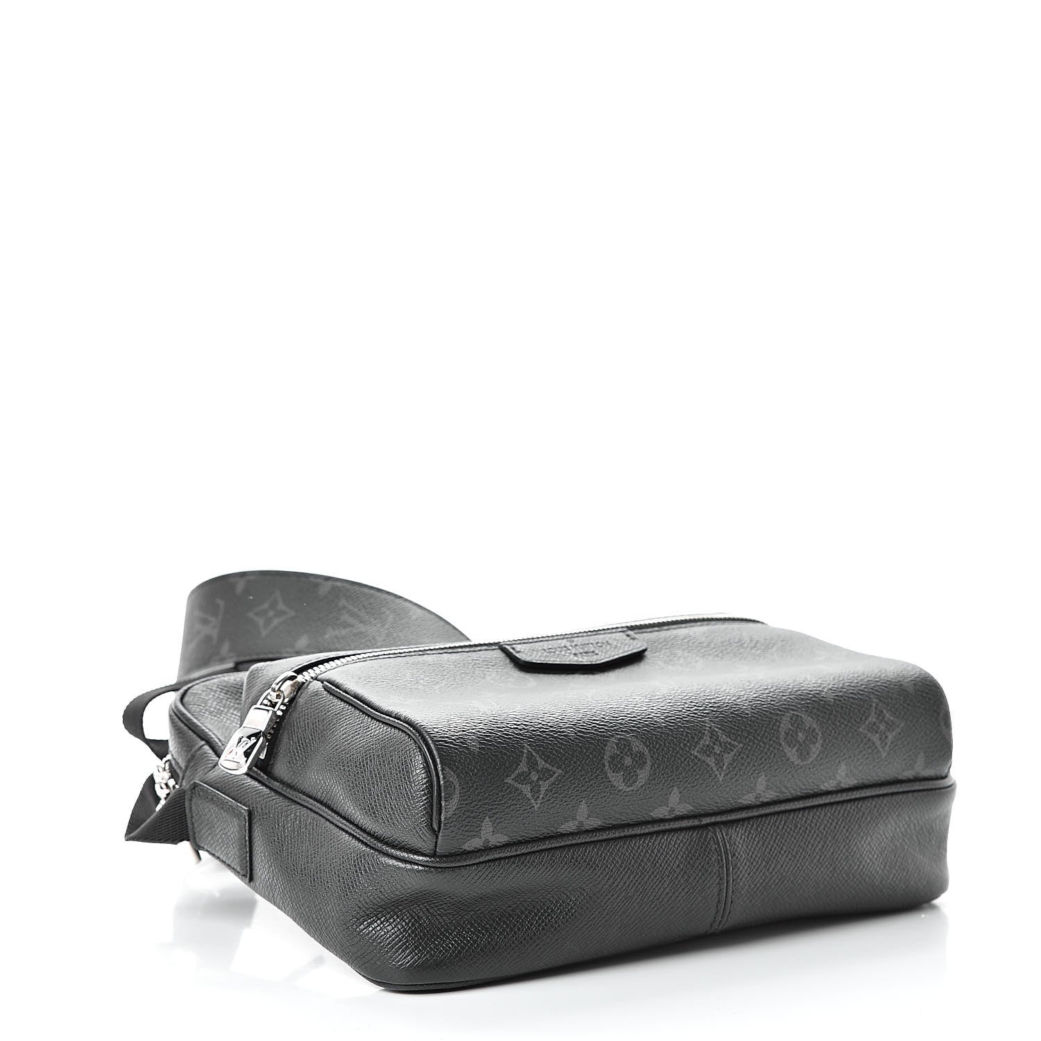 Louis Vuitton Taiga Monogram Eclipse Outdoor Messenger Black 4 of 10