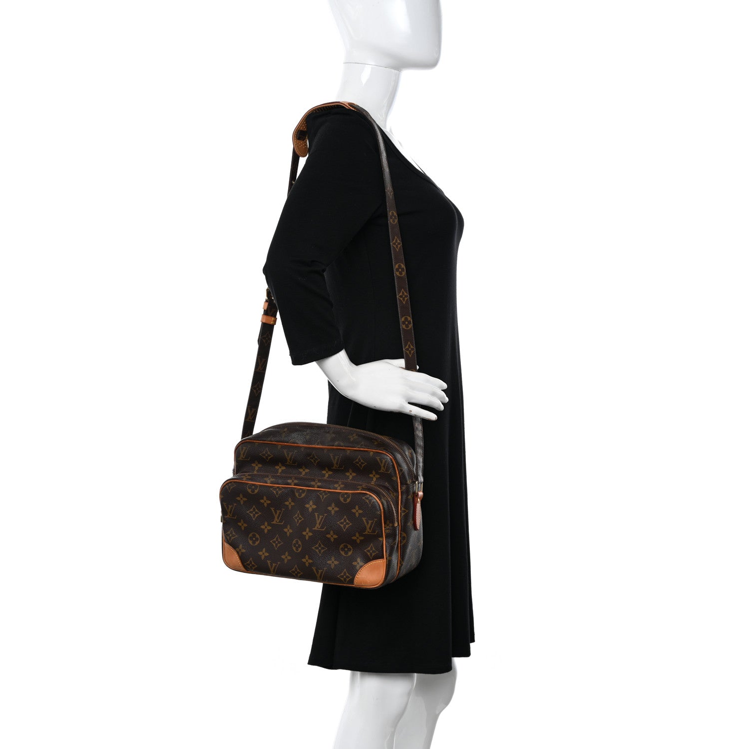 Louis Vuitton Monogram Nil 28 2 of 14