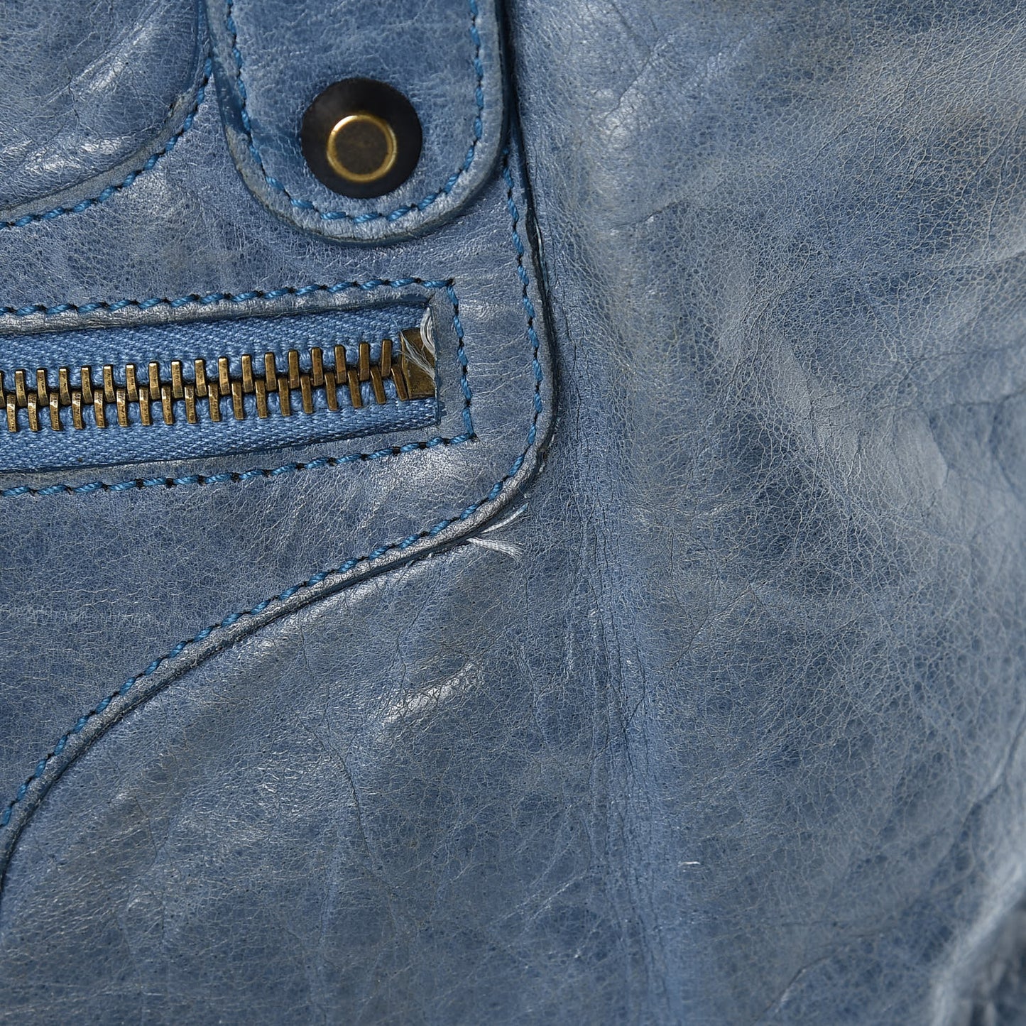 Chevre Classic Hardware Purse Bleu