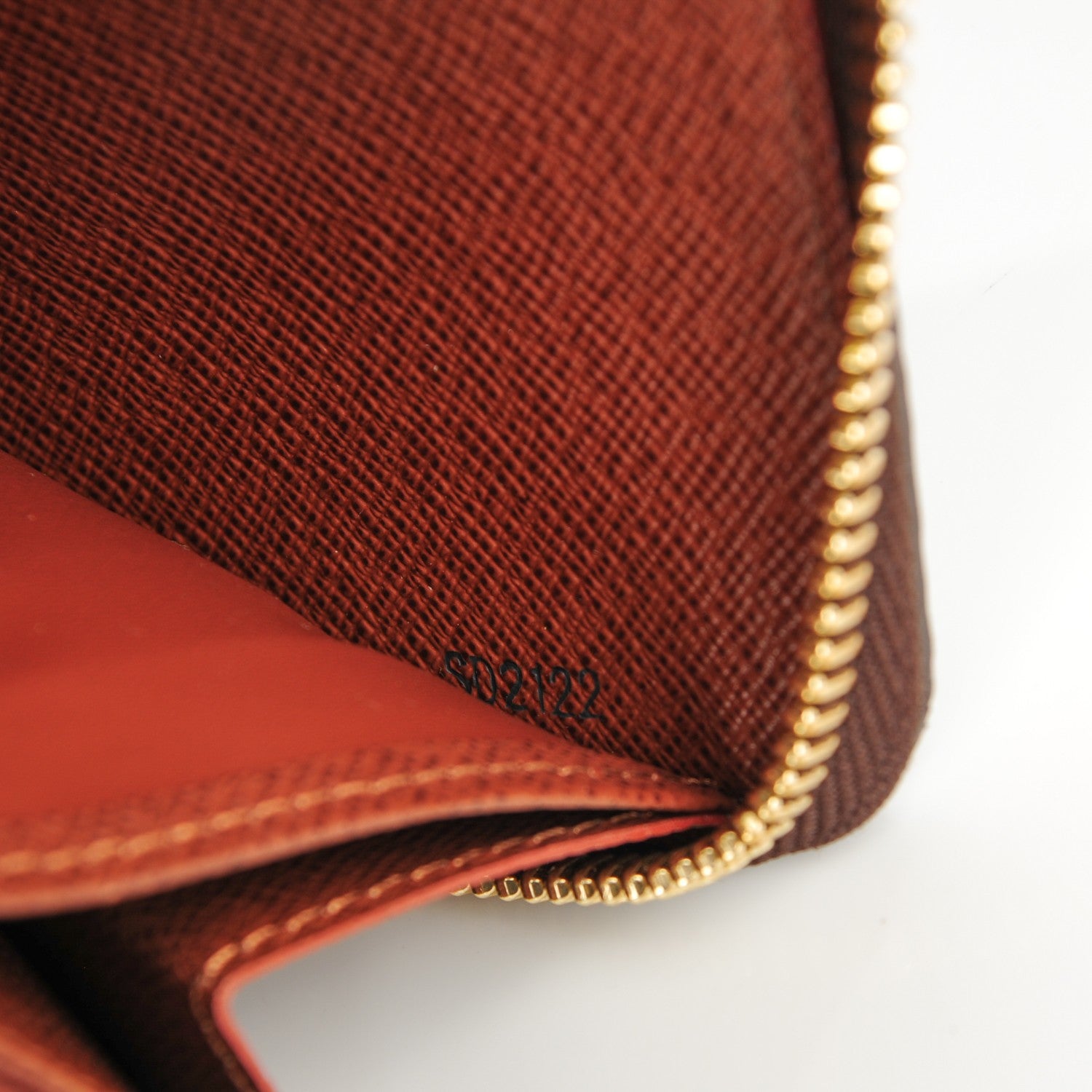 Louis Vuitton Monogram Zippy Wallet 7 of 7