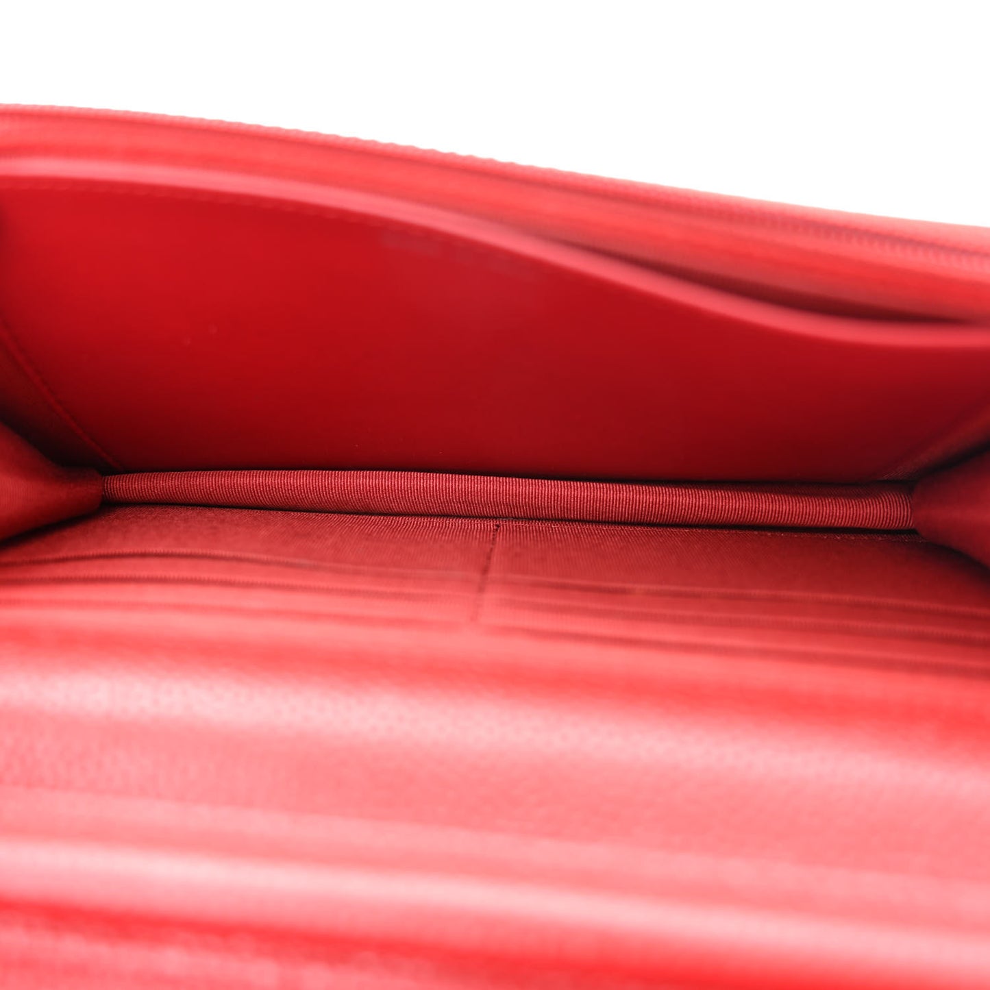 Caviar Quilted Wallet on Chain WOC Red