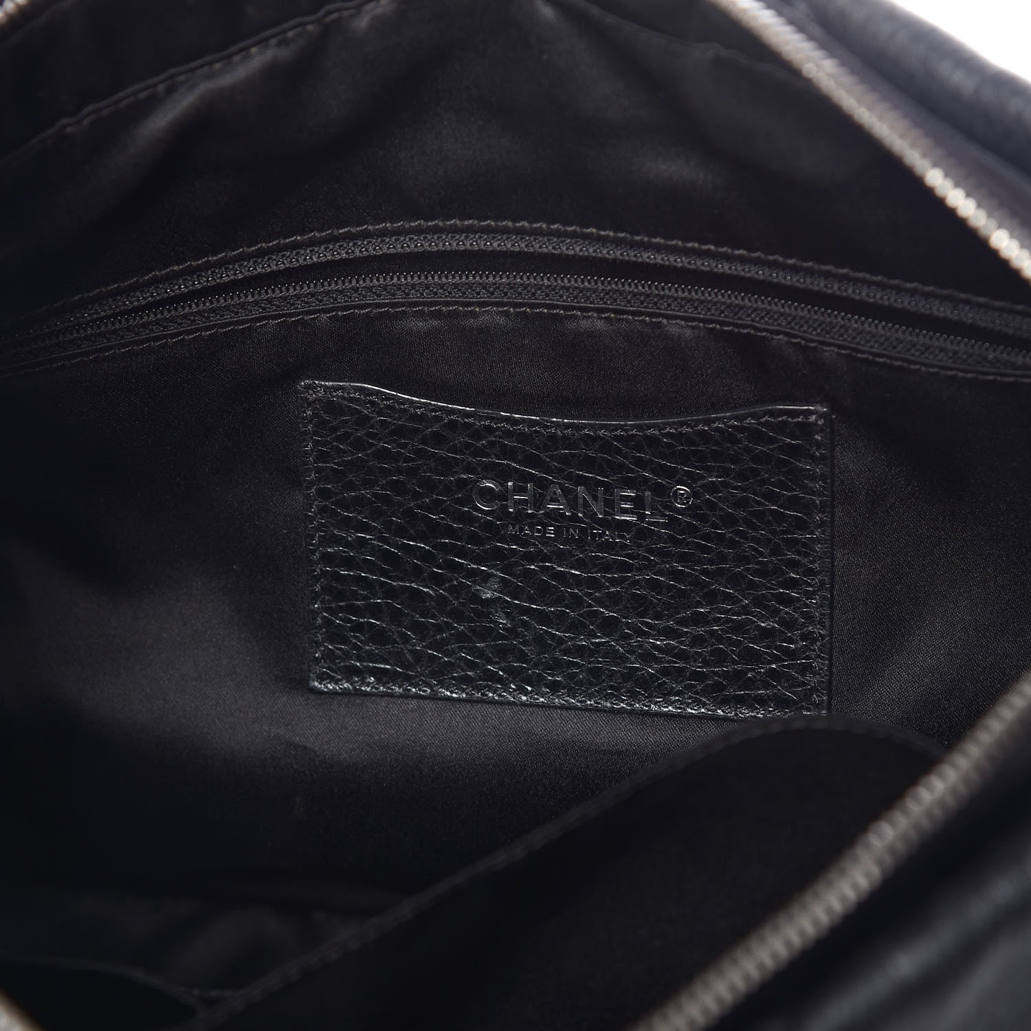 Chanel Glazed Calfskin On The Road Hobo Black 6 of 9