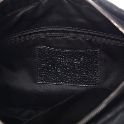 Chanel Glazed Calfskin On The Road Hobo Black 6 of 9