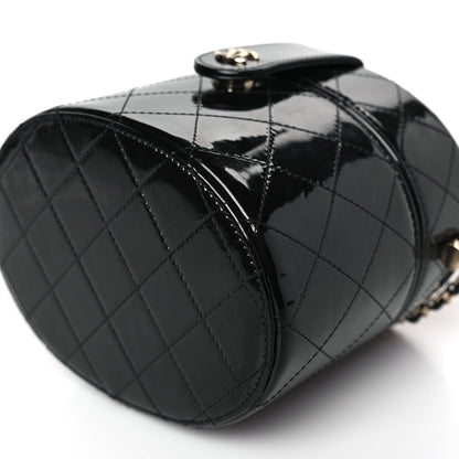 Chanel Patent Quilted Round Clutch With Chain Black 9 of 10