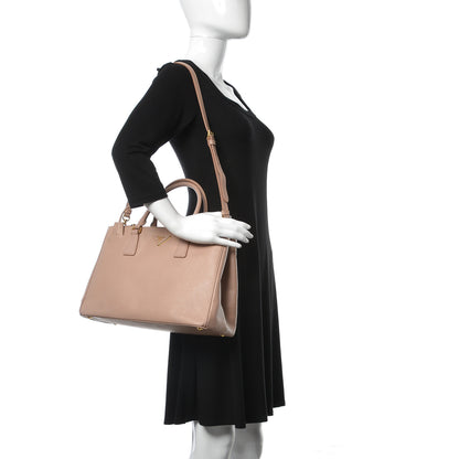 Prada Saffiano Medium Galleria Double Zip Tote Cammeo 2 of 36
