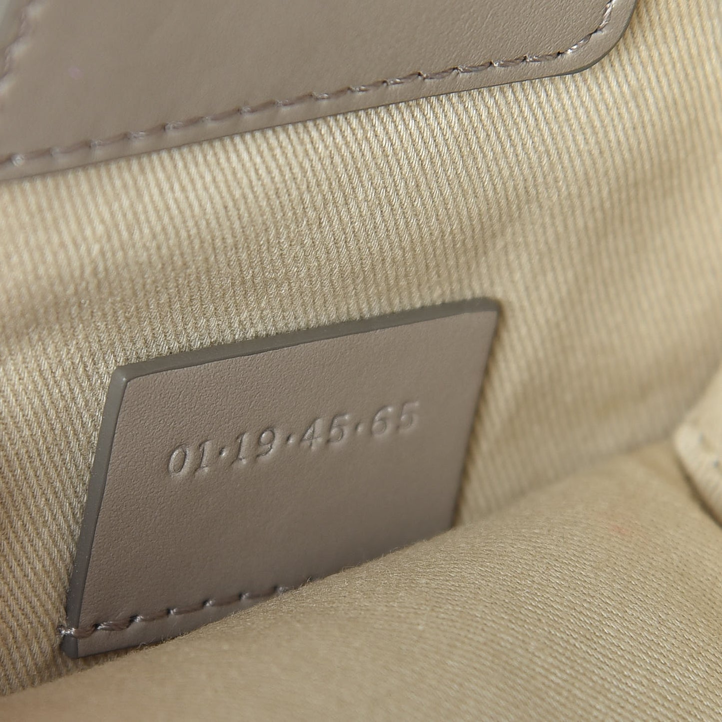 Calfskin Suede C Clutch With Chain Motty Grey