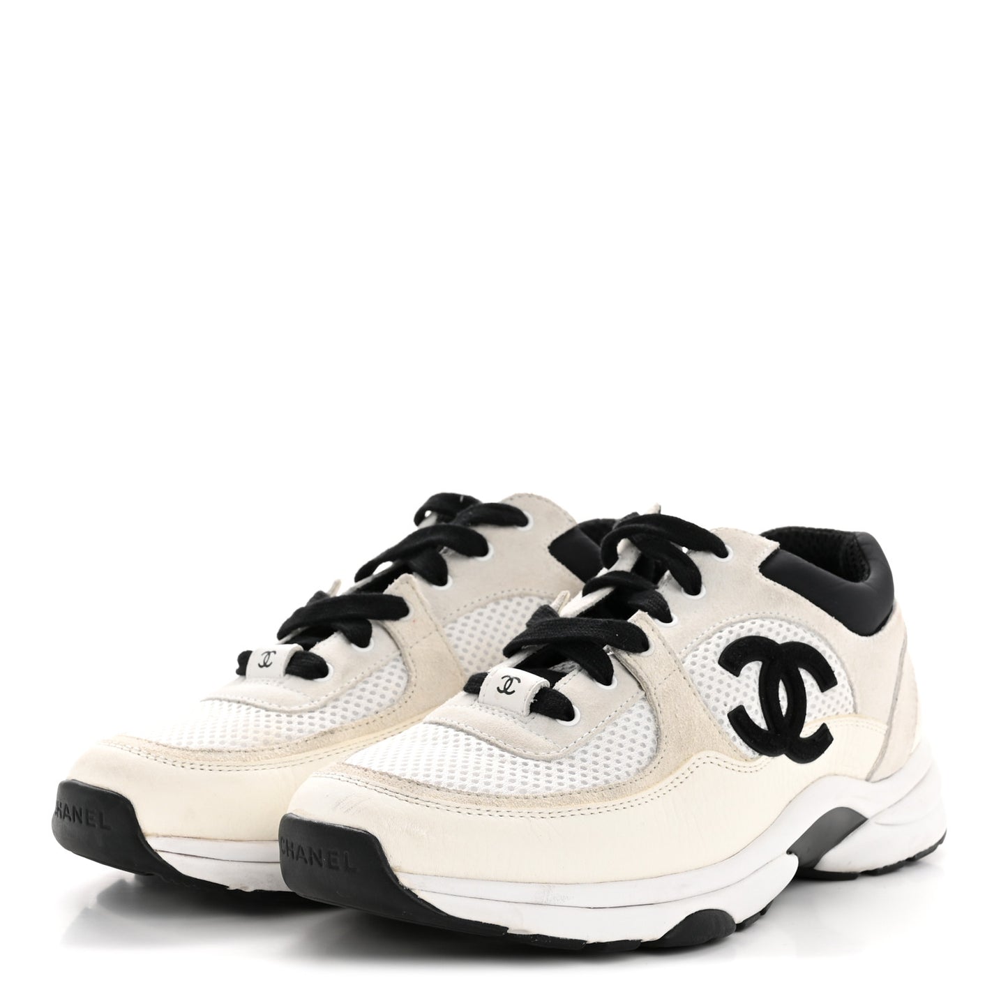 Mesh Suede Calfskin Grained Calfskin Womens CC Sneakers 38.5 White Black