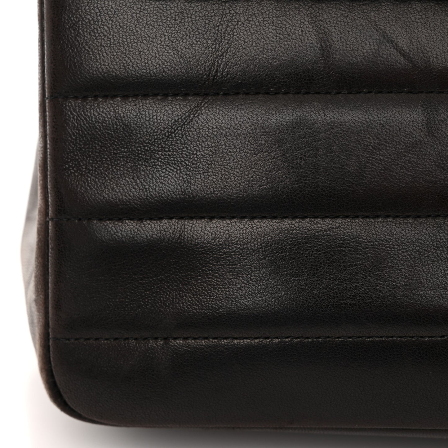 Lambskin Horizontal Quilt Jumbo Single Flap Black