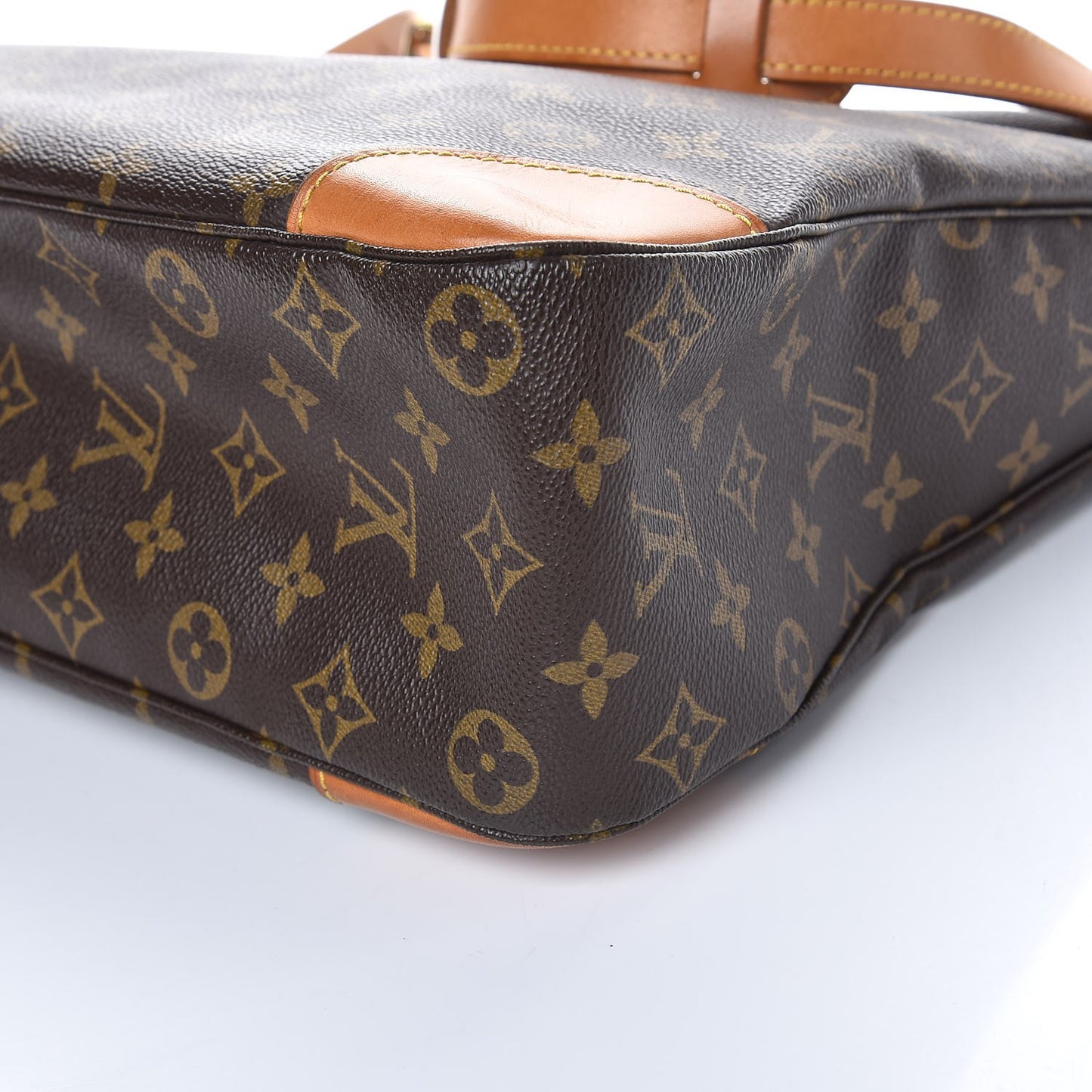 Monogram Boulogne 35
