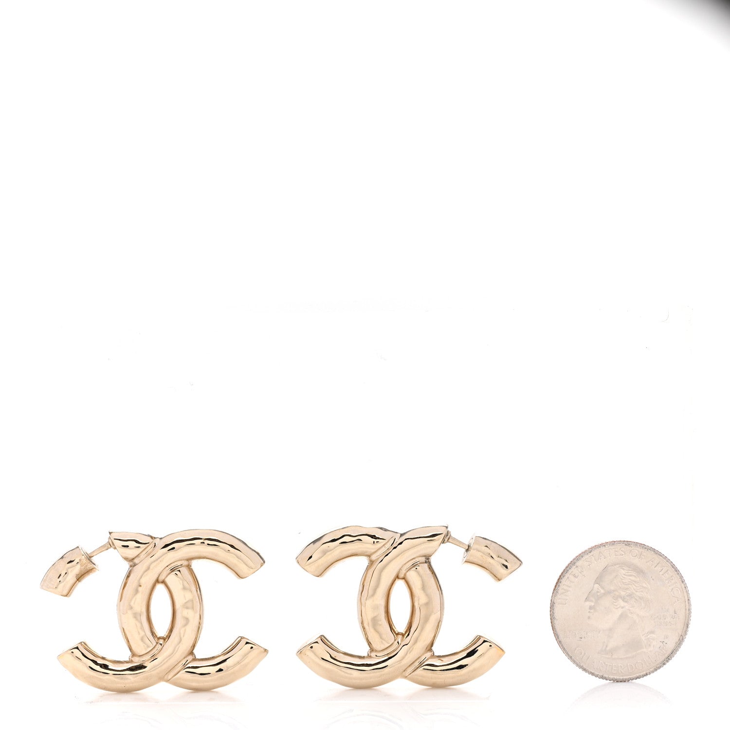 Chanel Metal Large CC Earrings Light Gold 2 of 5