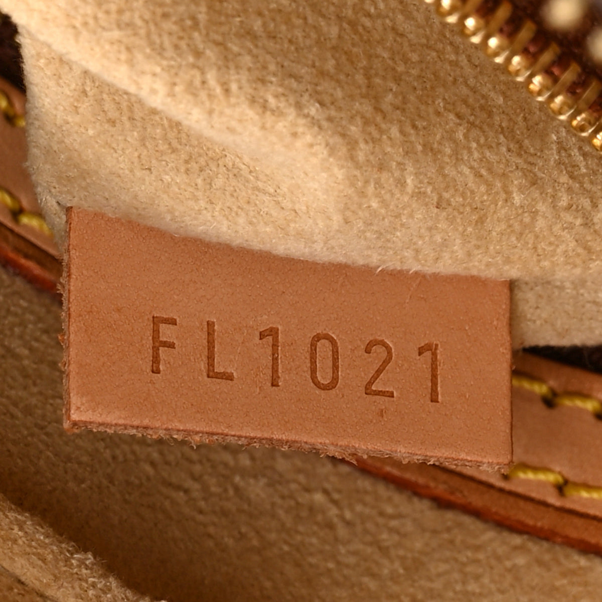 Louis Vuitton Monogram Looping MM 7 of 10