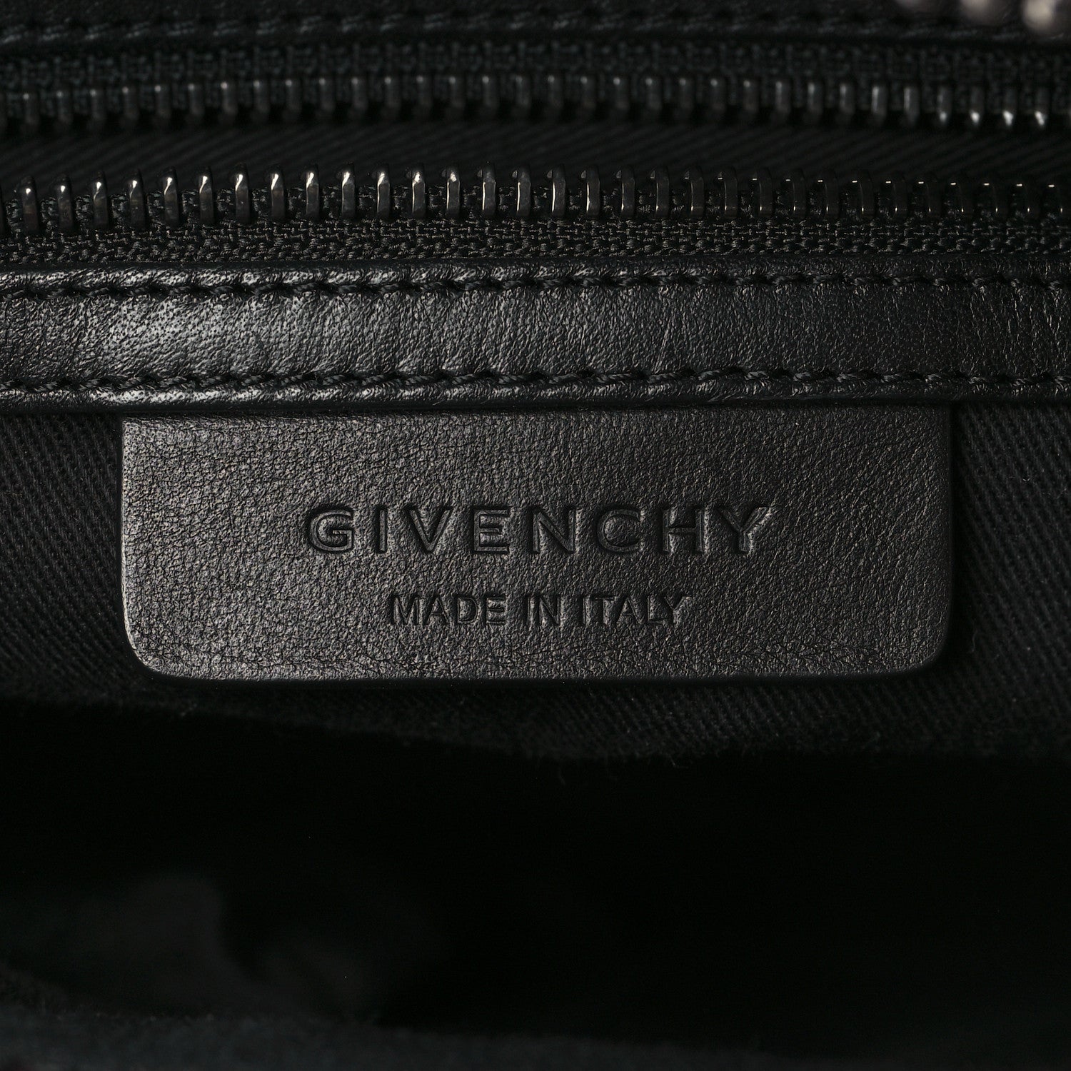 Givenchy Sugar Goatskin Small Antigona Fuchsia 6 of 11
