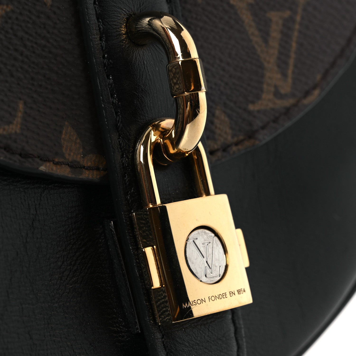 Louis Vuitton Reverse Monogram Chantilly Lock Black 9 of 11