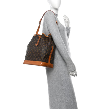 Louis Vuitton Monogram Noe 2 of 9