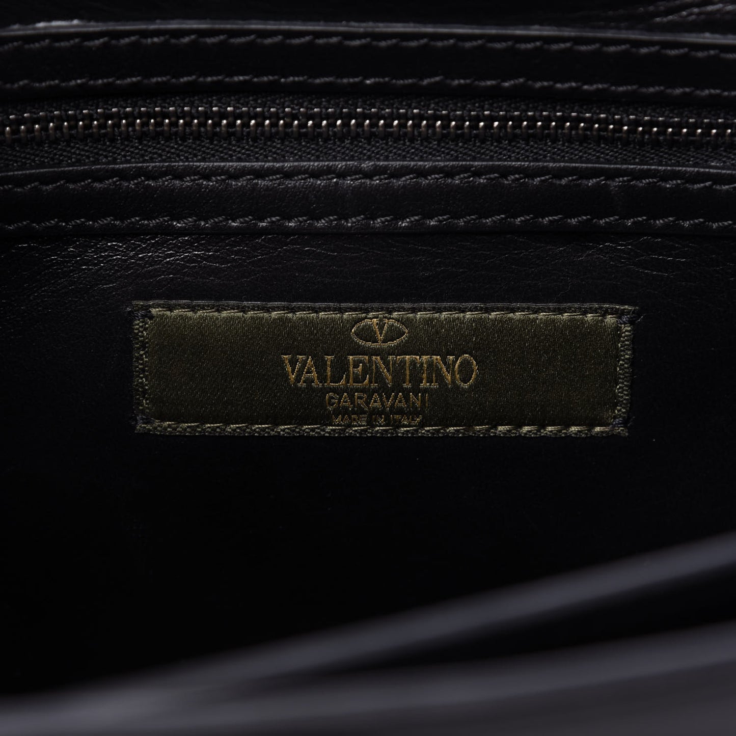 Calfskin Panther Medium Guitar Strap Rockstud Rolling Flap Saddle Bag Black