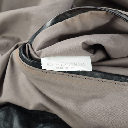 Bottega Veneta Leather Lightweight Duffel Black 8 of 9