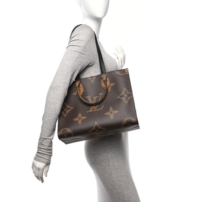 Louis Vuitton Reverse Monogram Giant Onthego MM 2 of 11