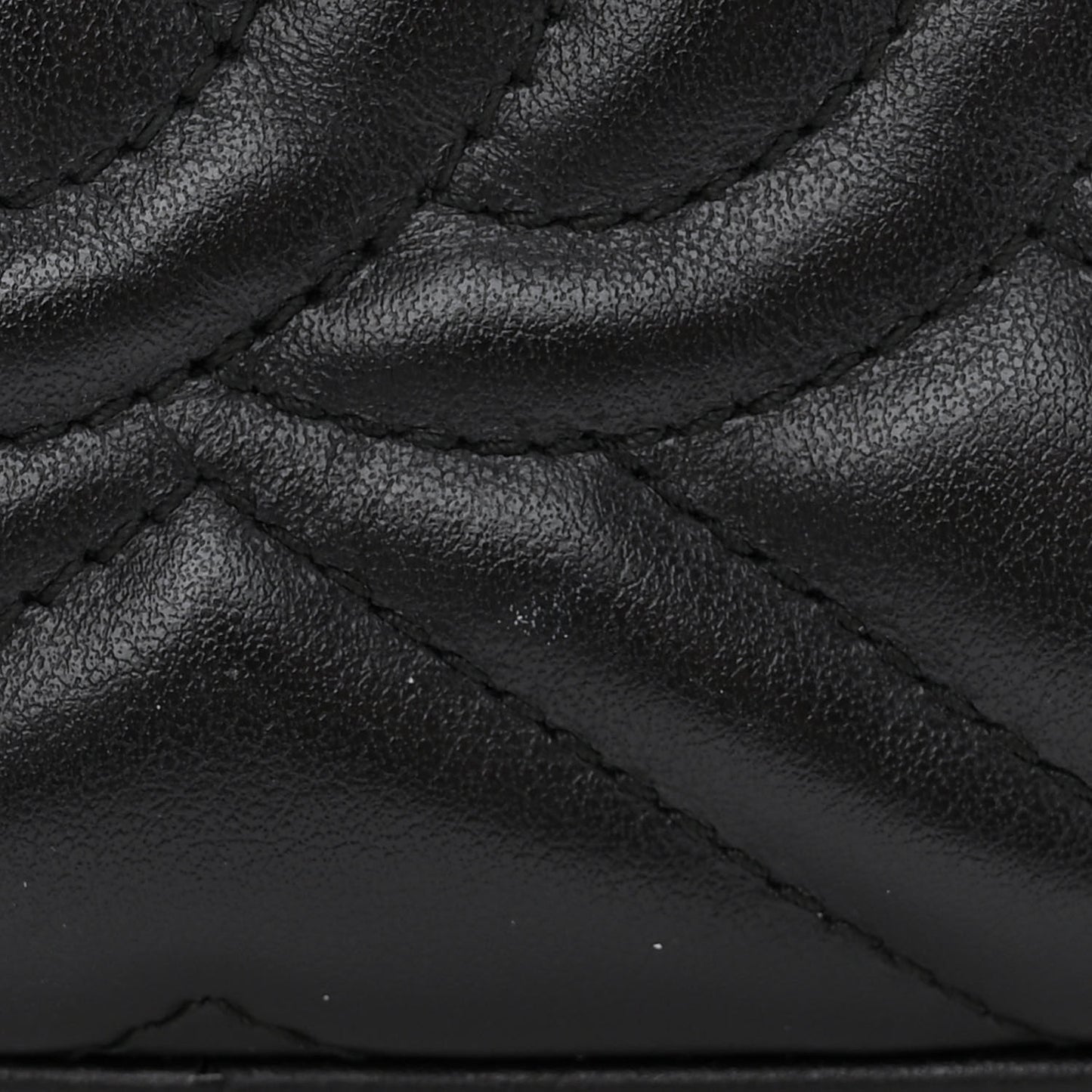 Calfskin Matelasse Small GG Marmont Chain Shoulder Bag Black