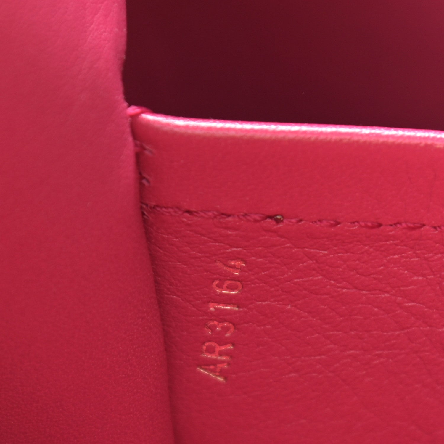 Louis Vuitton Taurillon Capucines MM Black Fuchsia 7 of 11