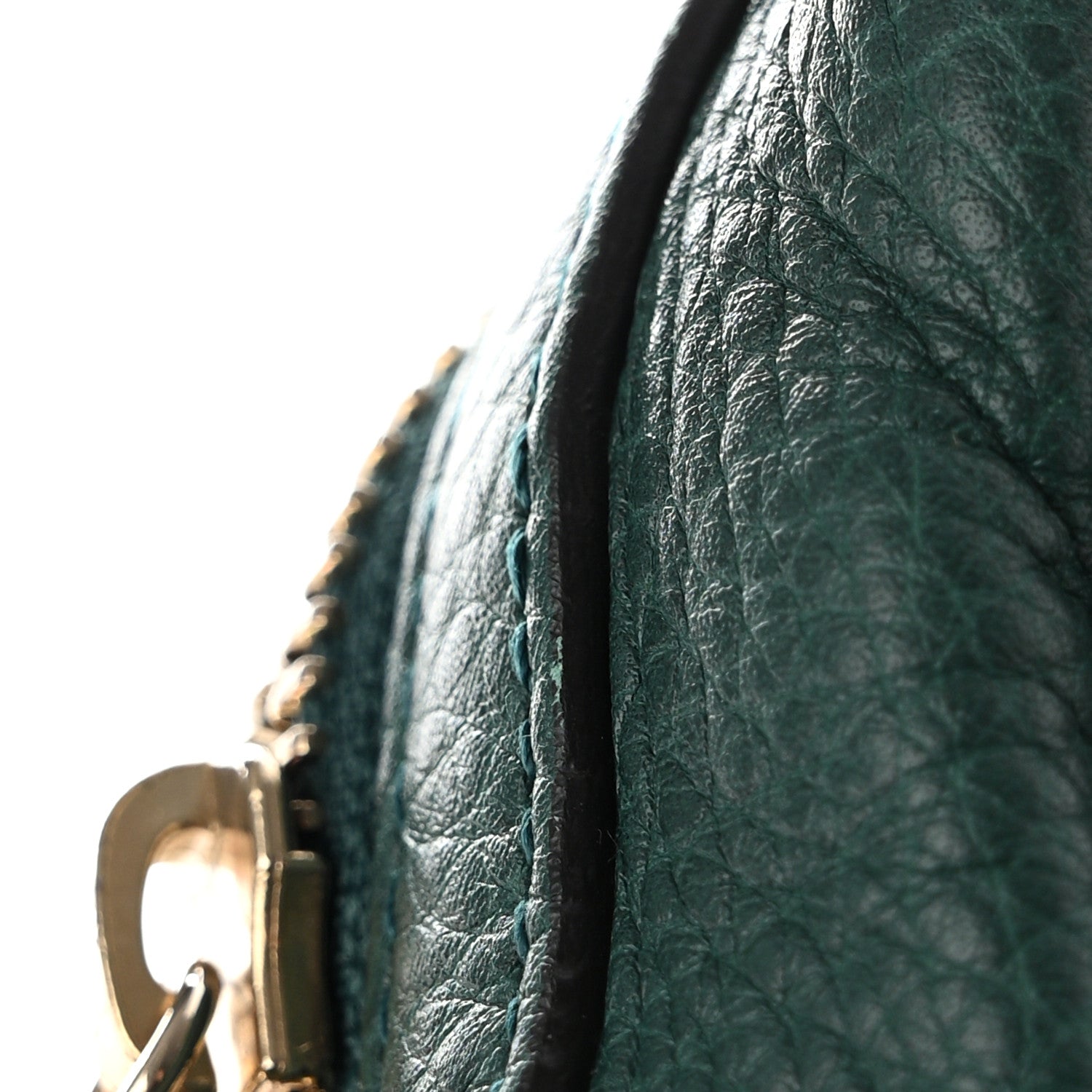 Gucci Pebbled Calfskin Medium Soho Cosmetic Case Emerald Green 9 of 10