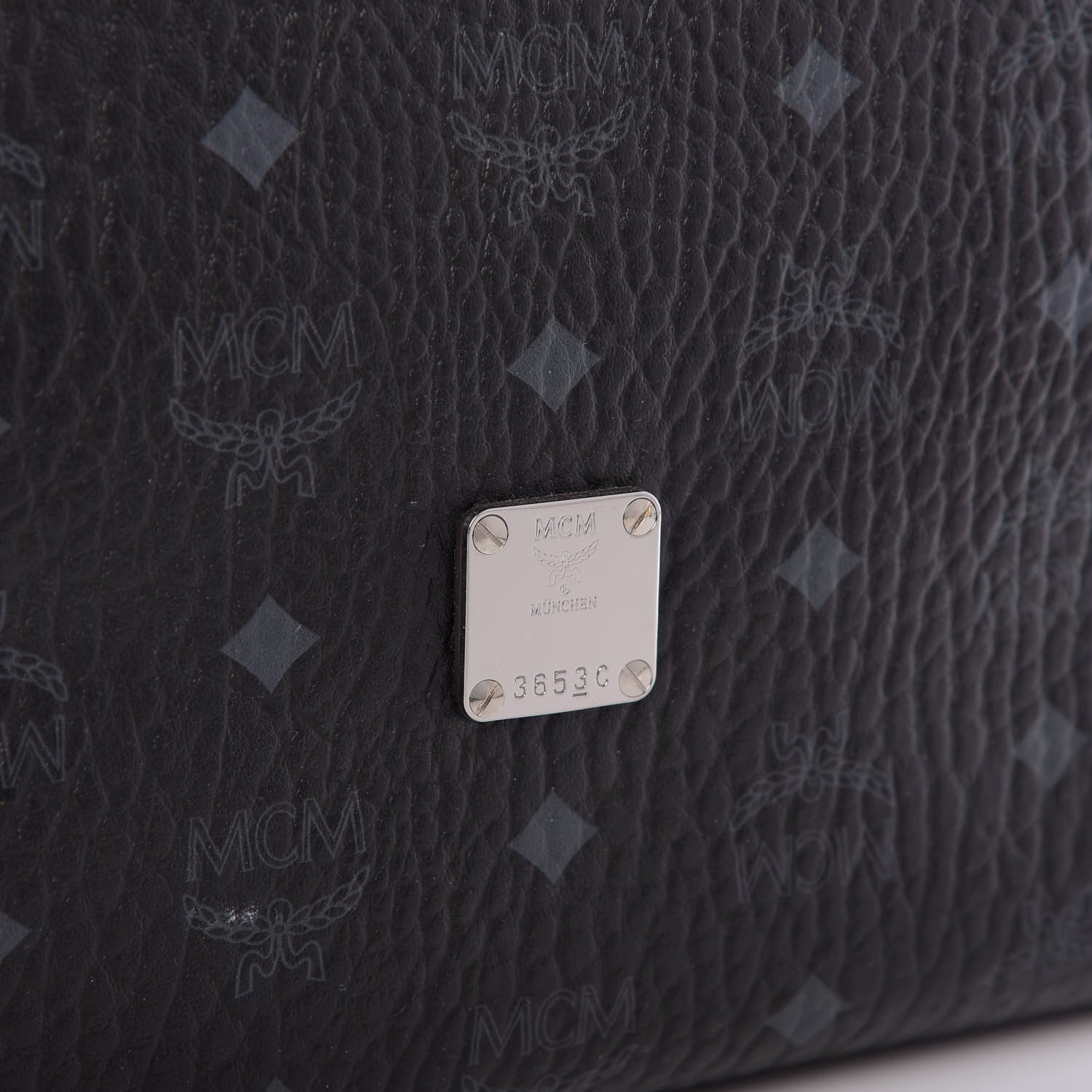 MCM Visetos Large Klara Hobo Black 8 of 10