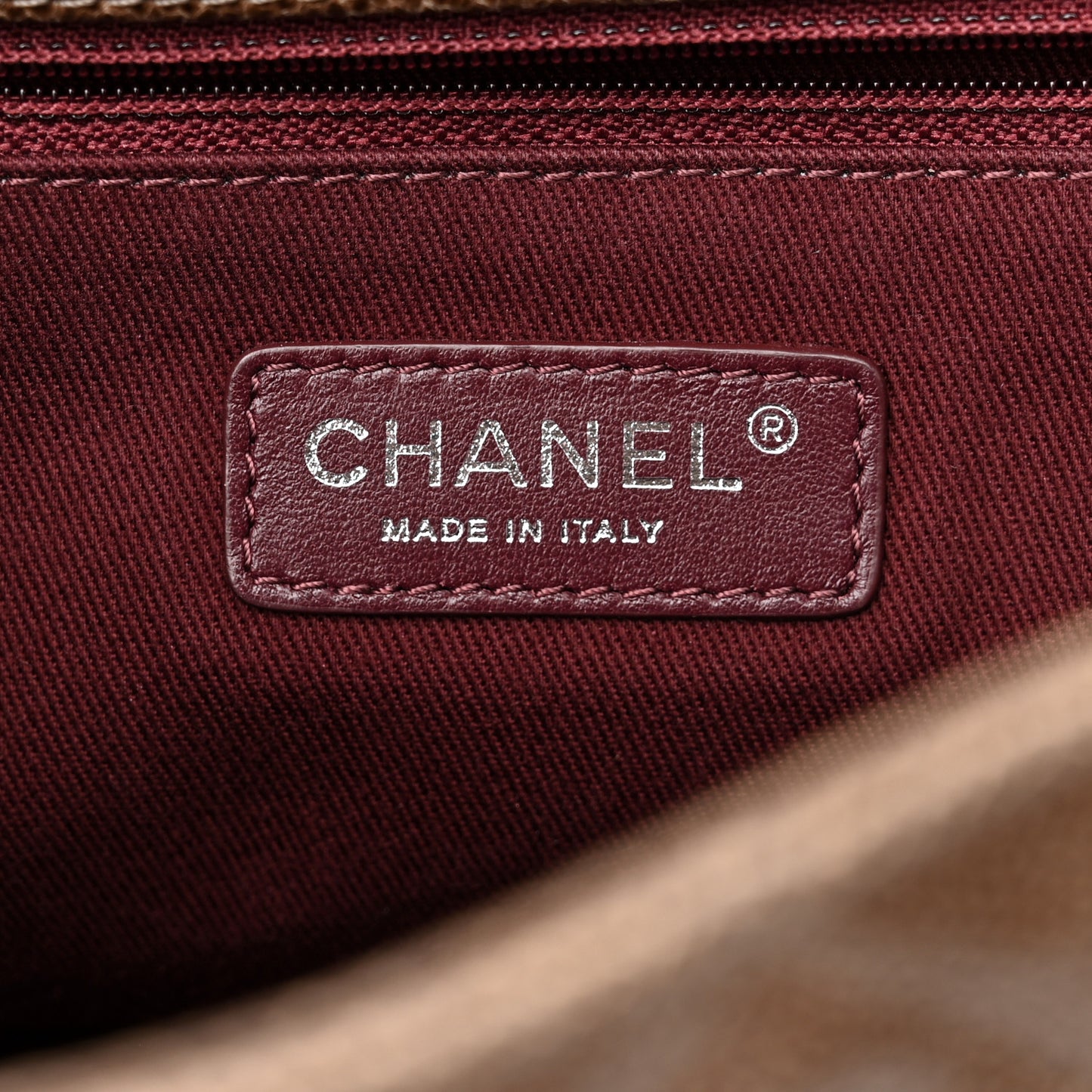Crumpled Grained Calfskin Jumbo CC Crave Flap Brown