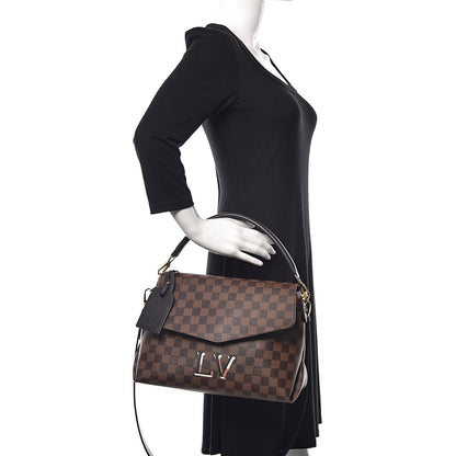 Louis Vuitton Damier Ebene Beaubourg MM 2 of 10