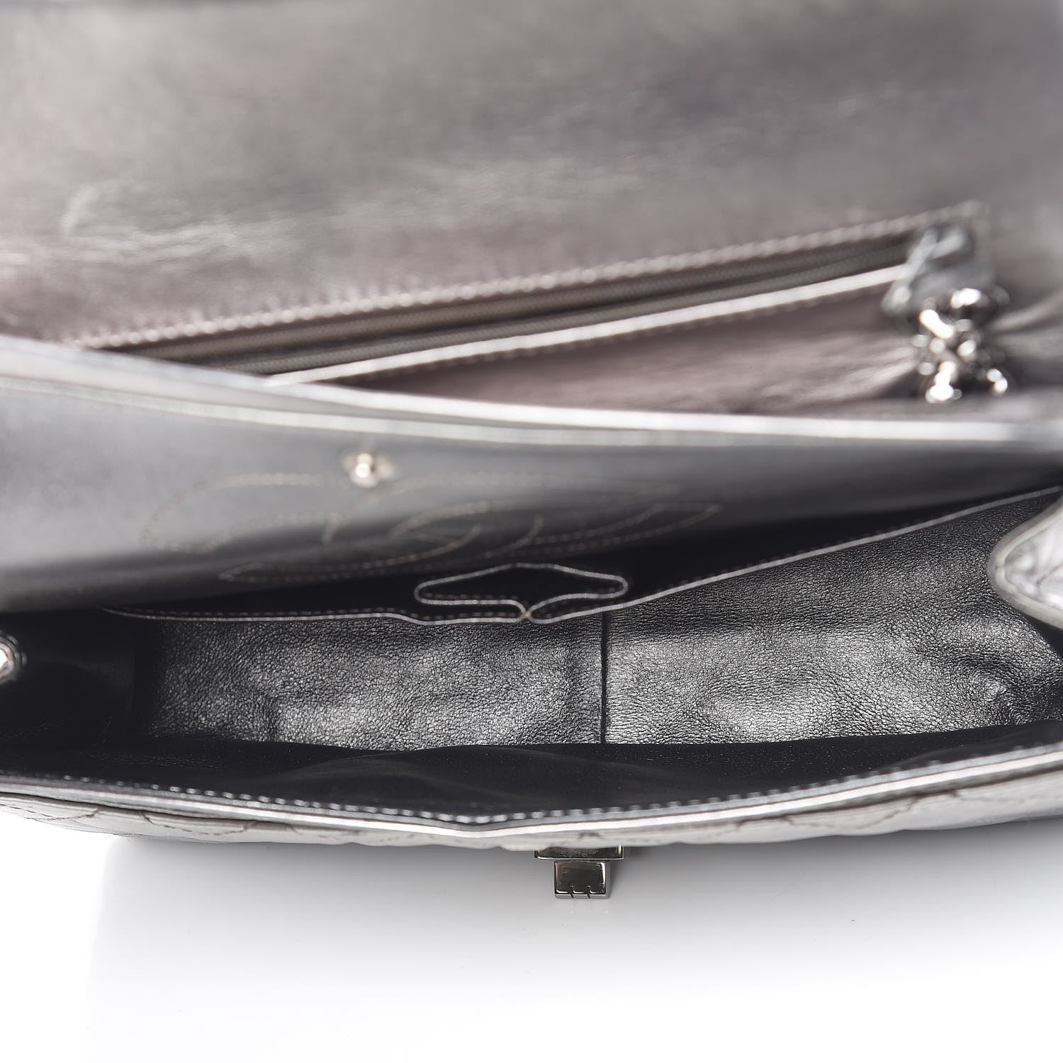 Chanel Metallic Aged Calfskin Quilted 2.55 Reissue 226 Flap Silver 5 of 16