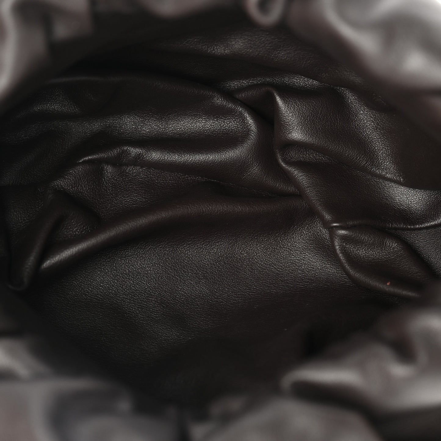Calfskin The Pouch Chain Fondant
