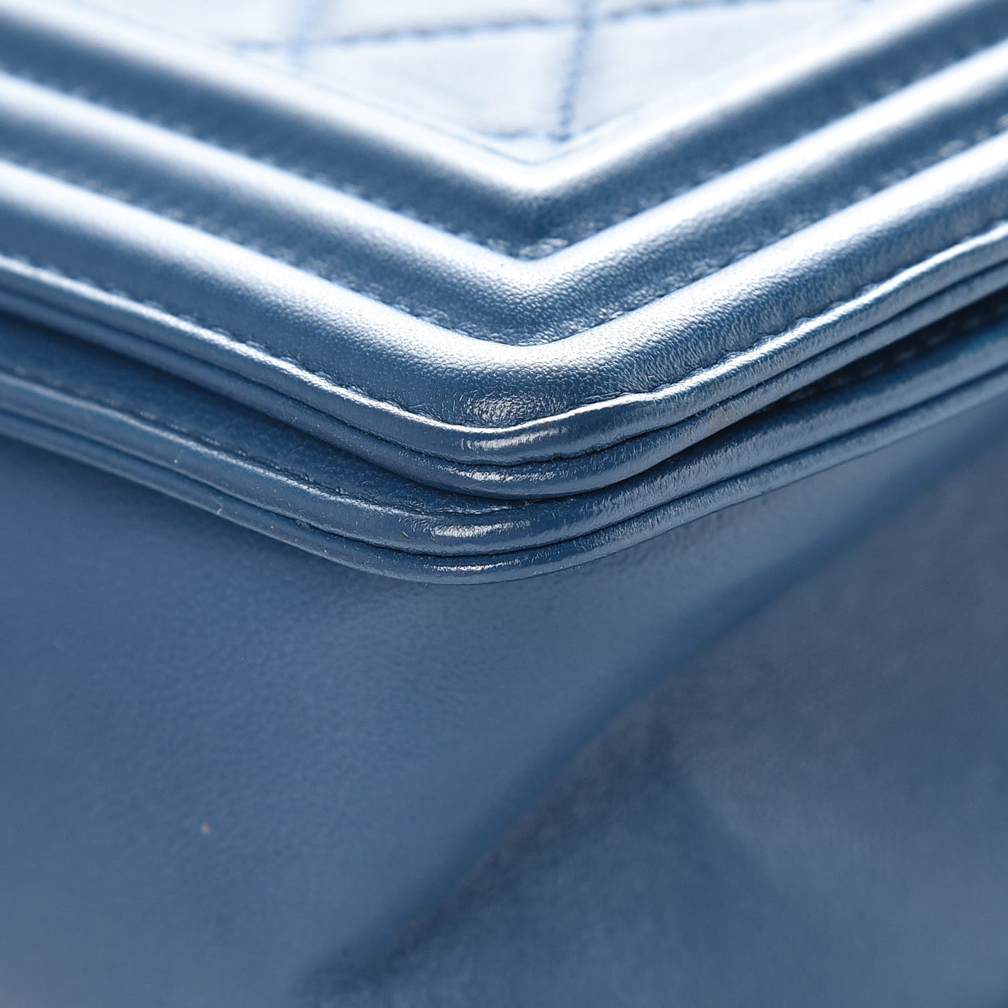 Lambskin Quilted New Medium Boy Flap Blue