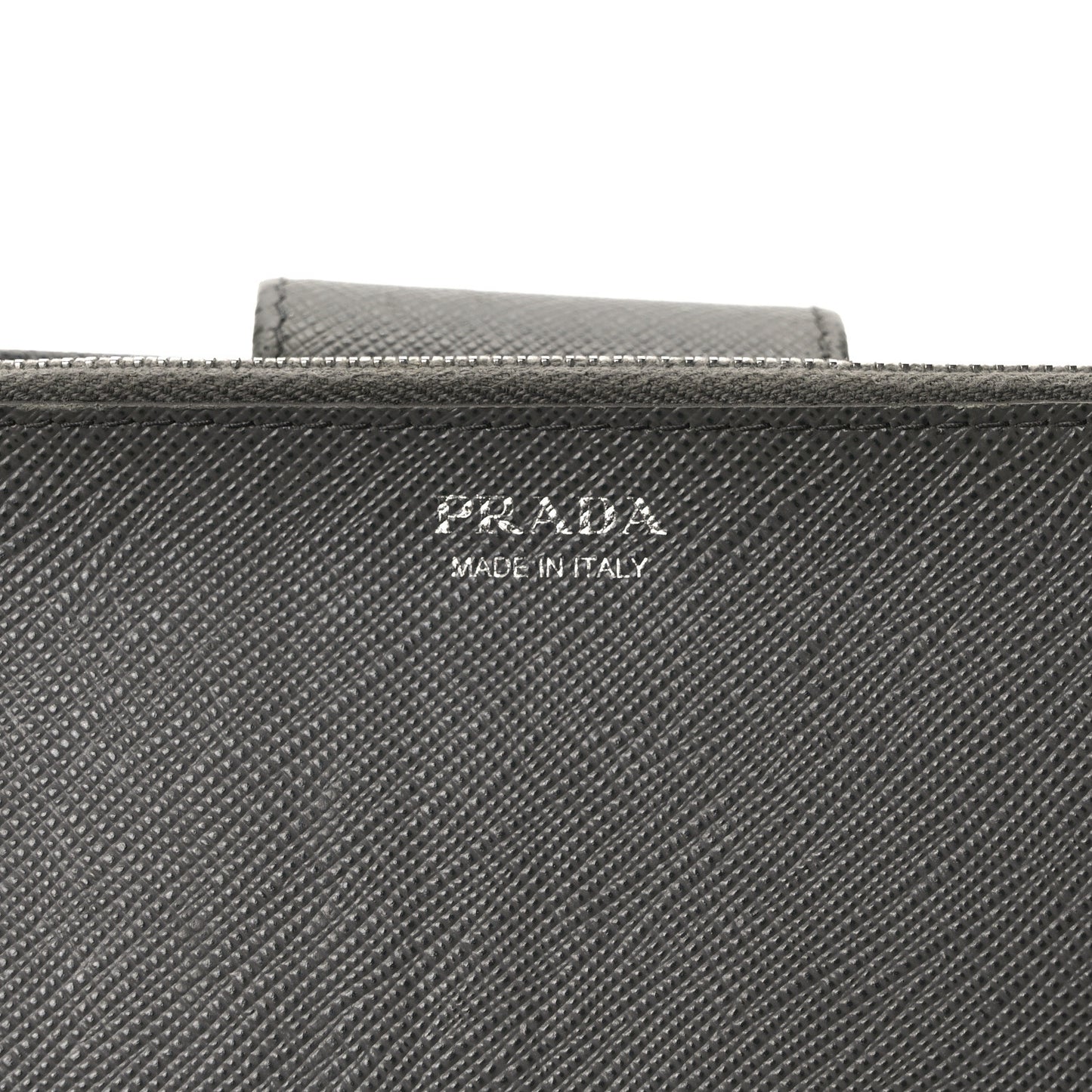 Saffiano Metal Medium Wallet Grey