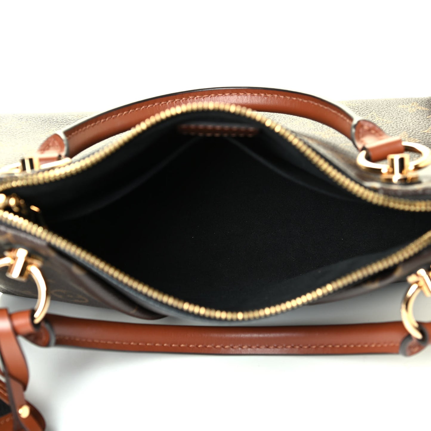 Monogram V Tote BB Black