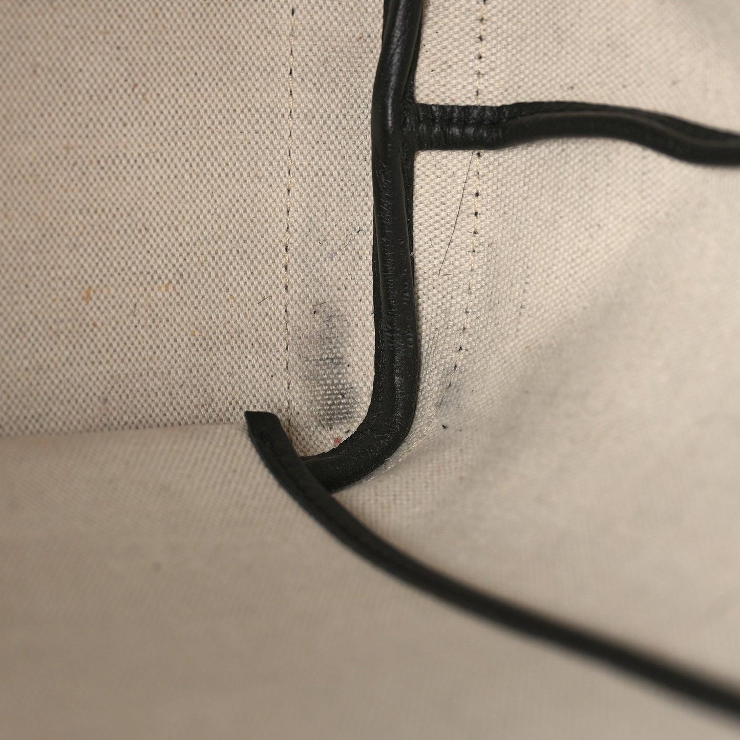 Goyardine Artois PM Black