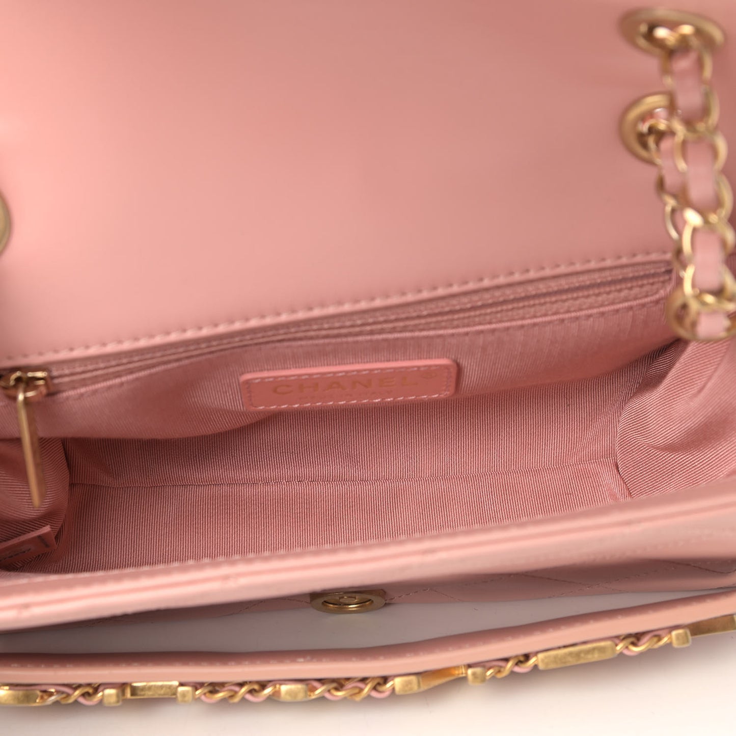Calfskin Quilted Small Enchained Flap Light Pink