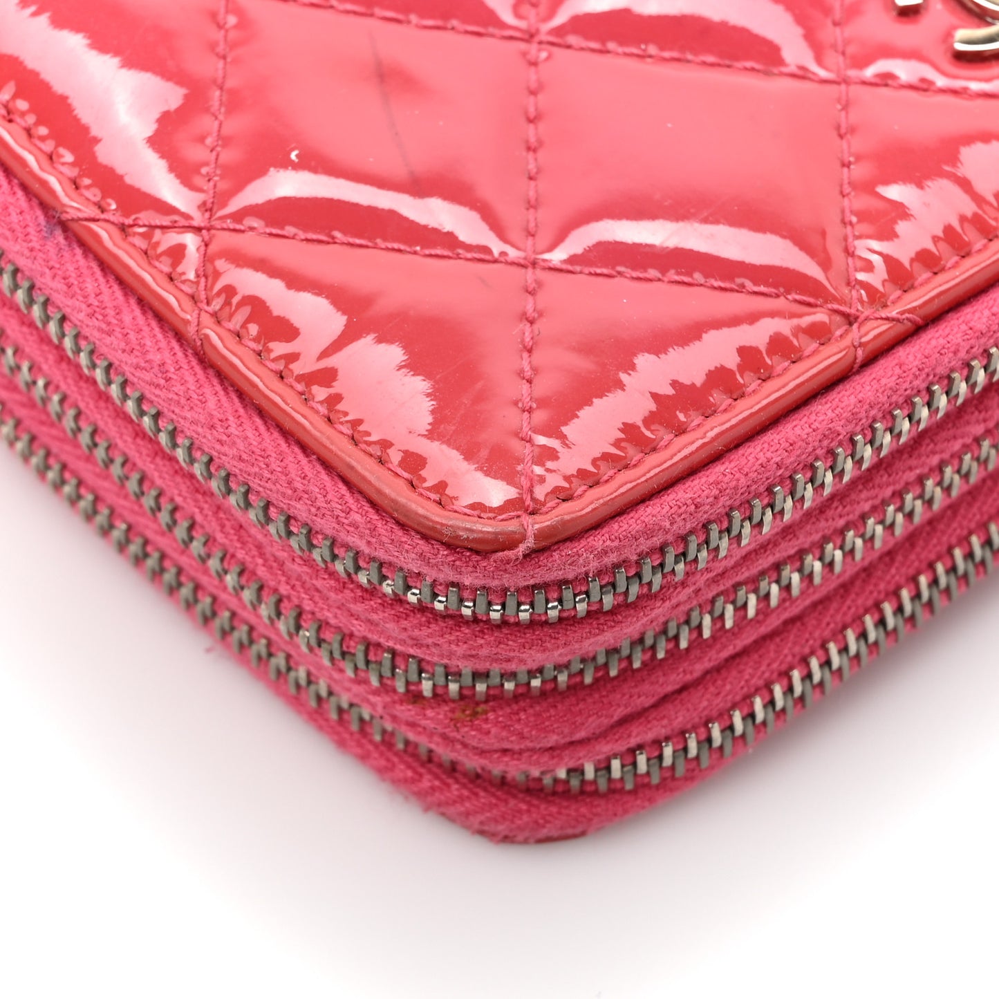 Patent Calfskin Quilted Zip Around Phone Holder Fuchsia