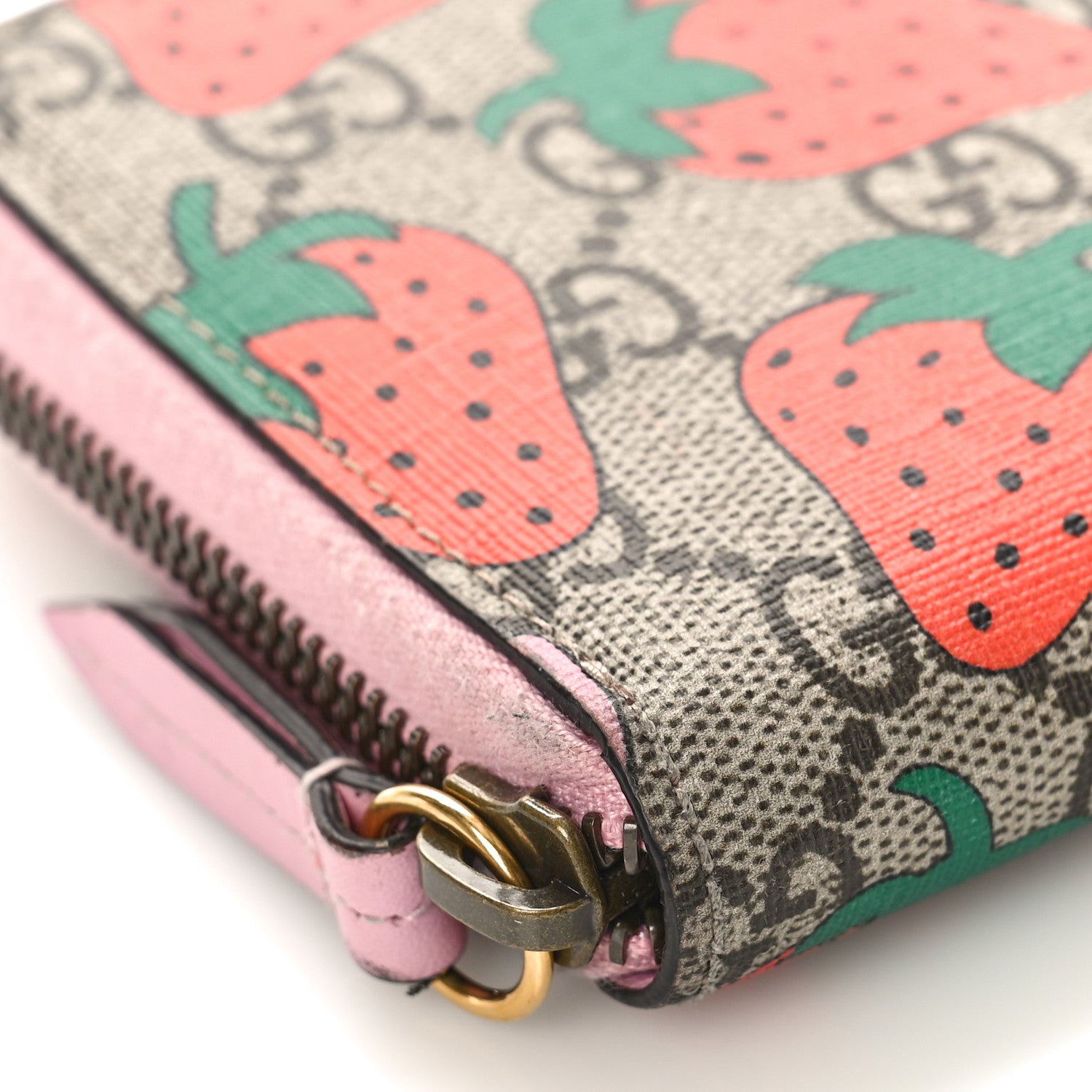 Gucci GG Supreme Monogram Strawberry Zip Around Wallet Light Pink 7 of 15