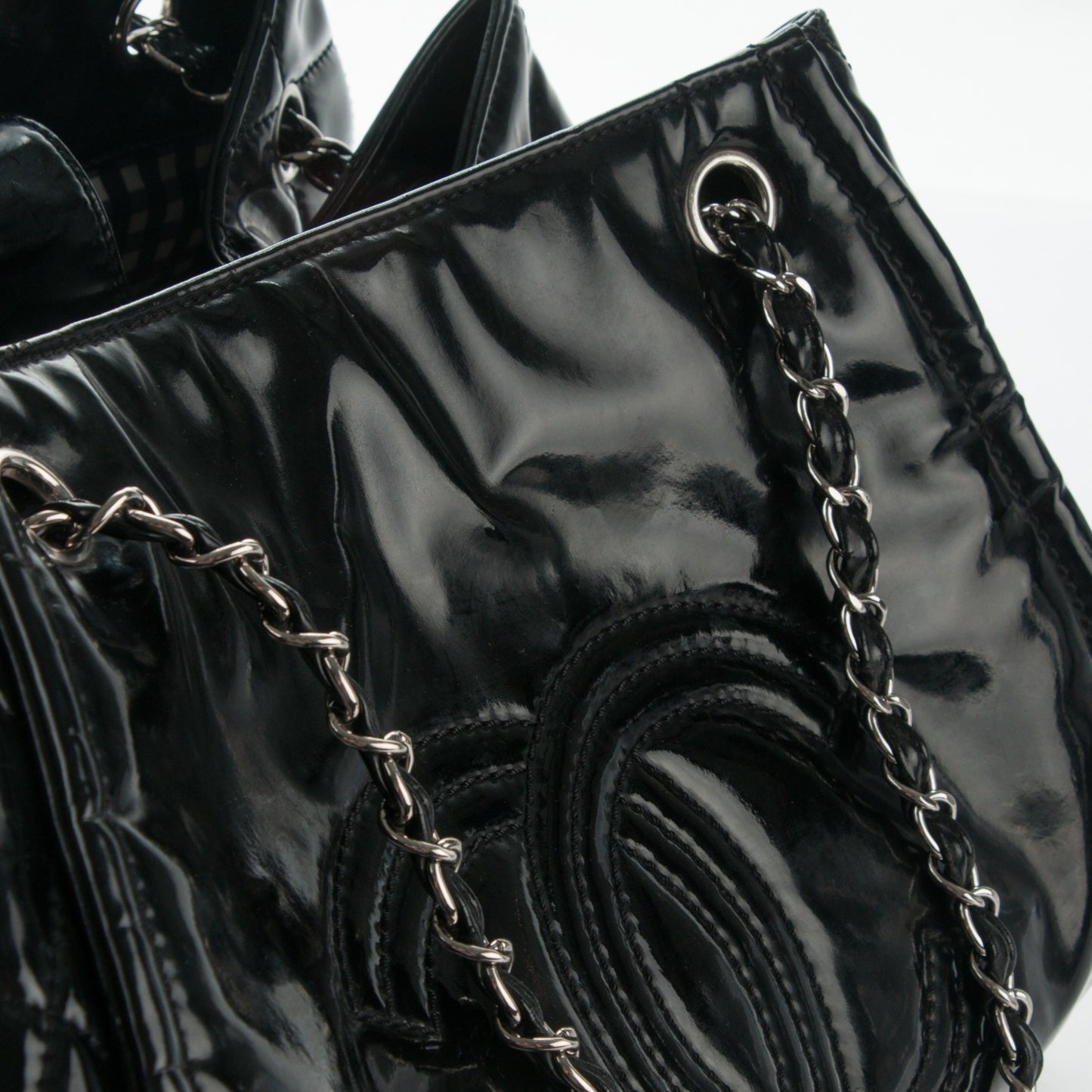 Vinyl Large Lipstick Ligne Accordion Tote Black